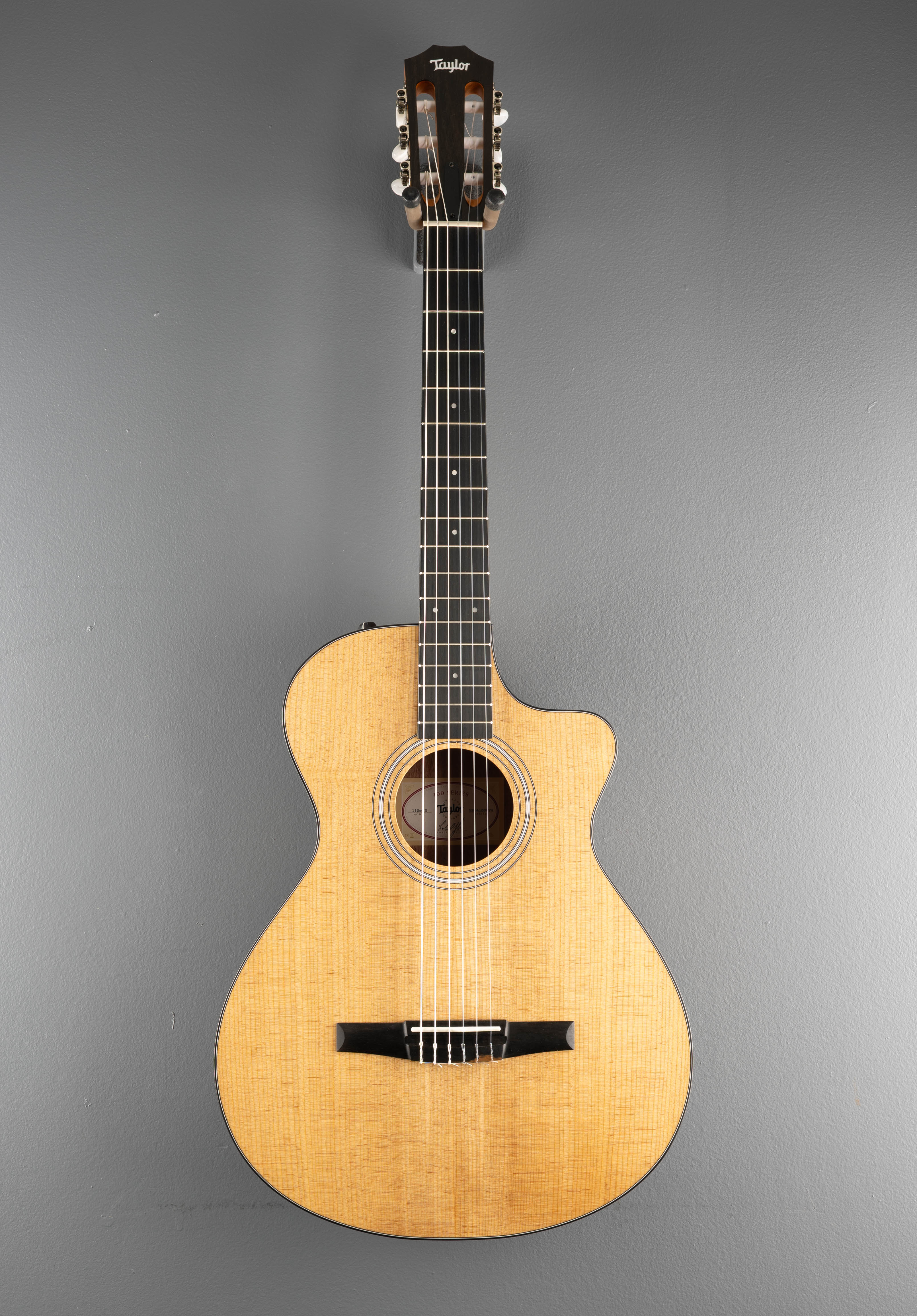 USED 112CE-N, '26 - Image 3