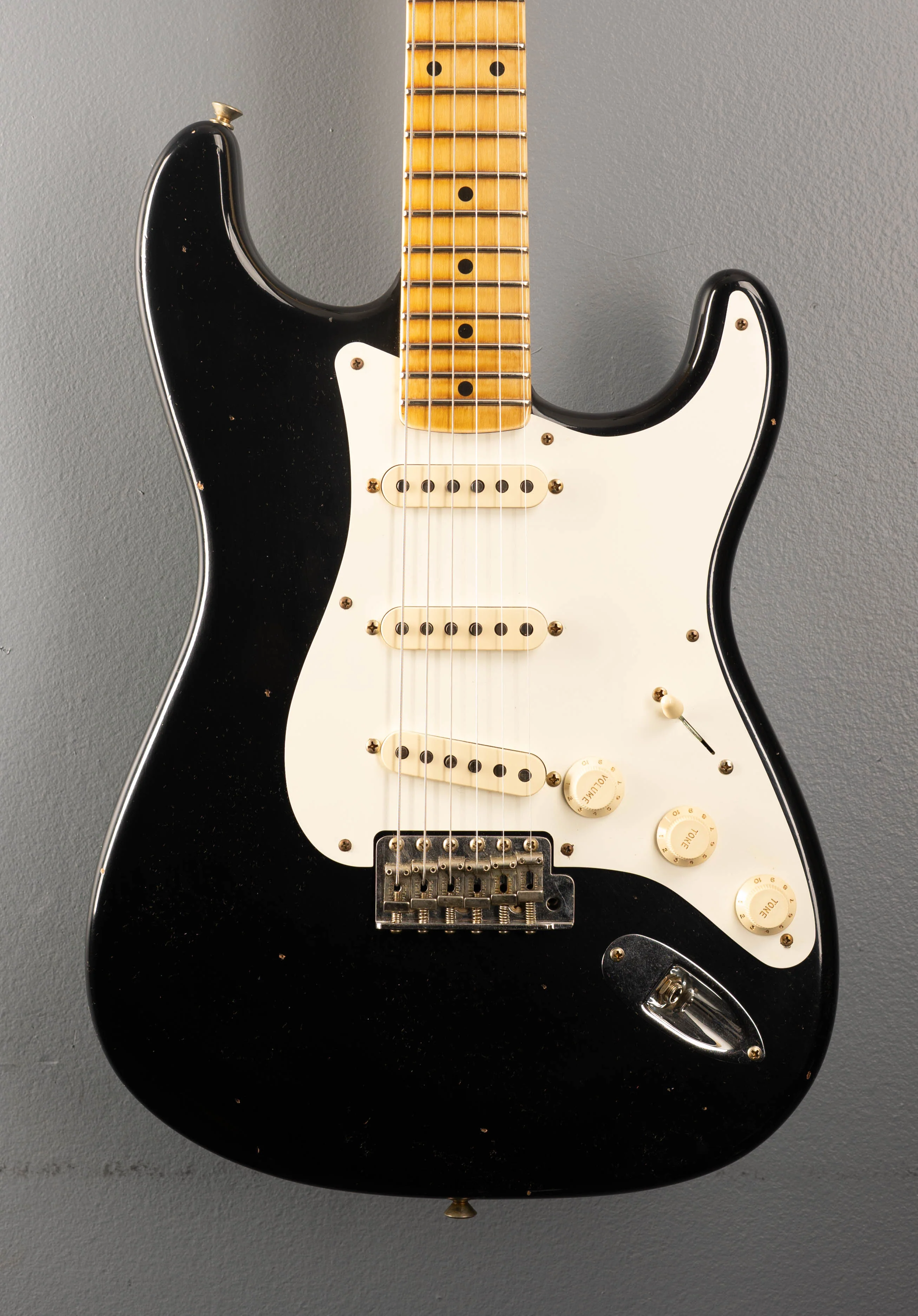 1957 Journeyman Relic Stratocaster - Black - Image 2