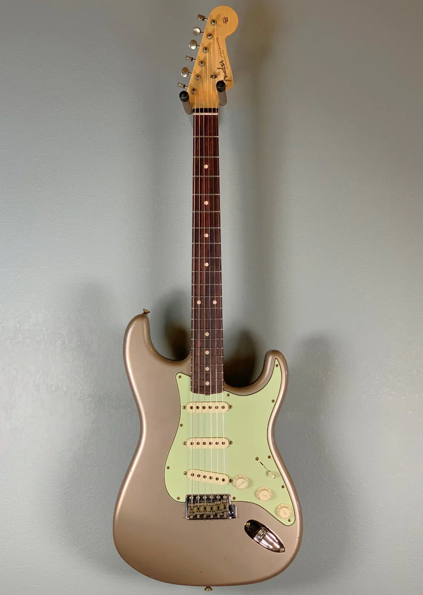 1960 Journeyman Relic Strat-Aged Shoreline Gold - Image 3