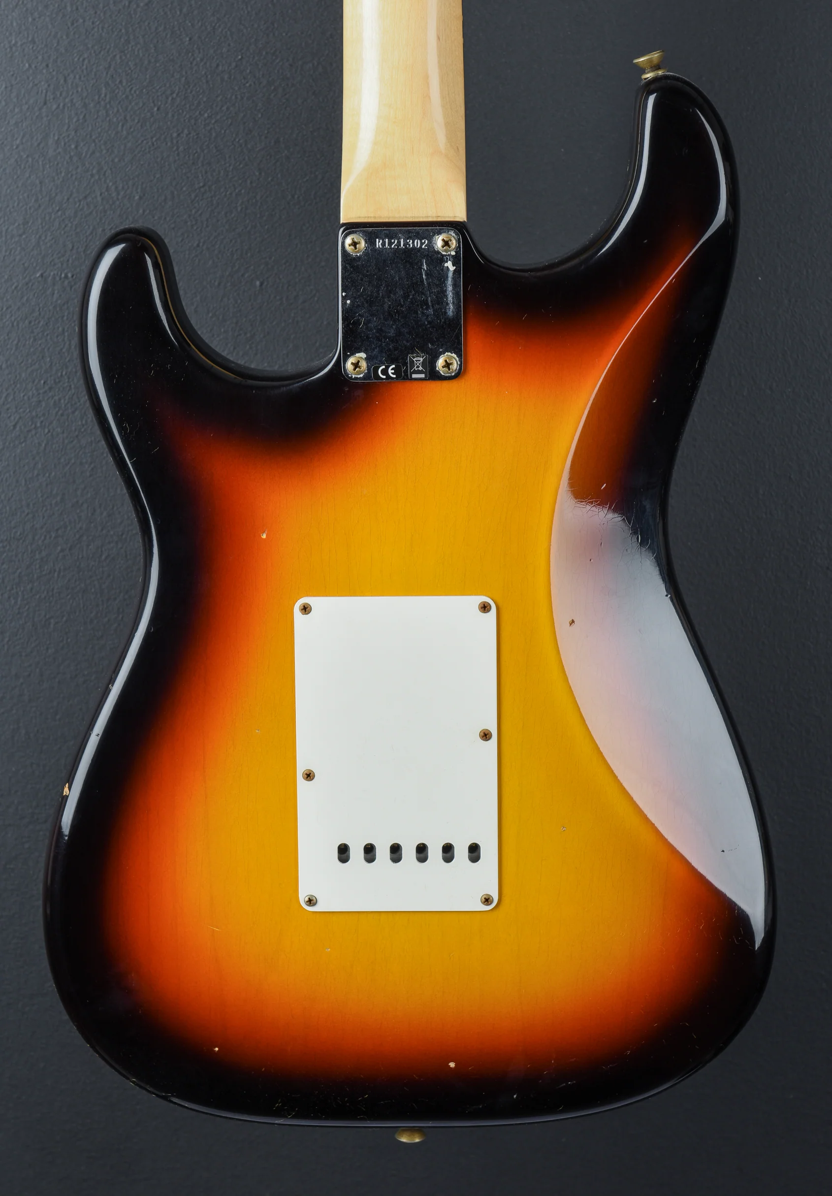1960 Journeyman Relic Stratocaster - 3 Color Sunburst - Image 4