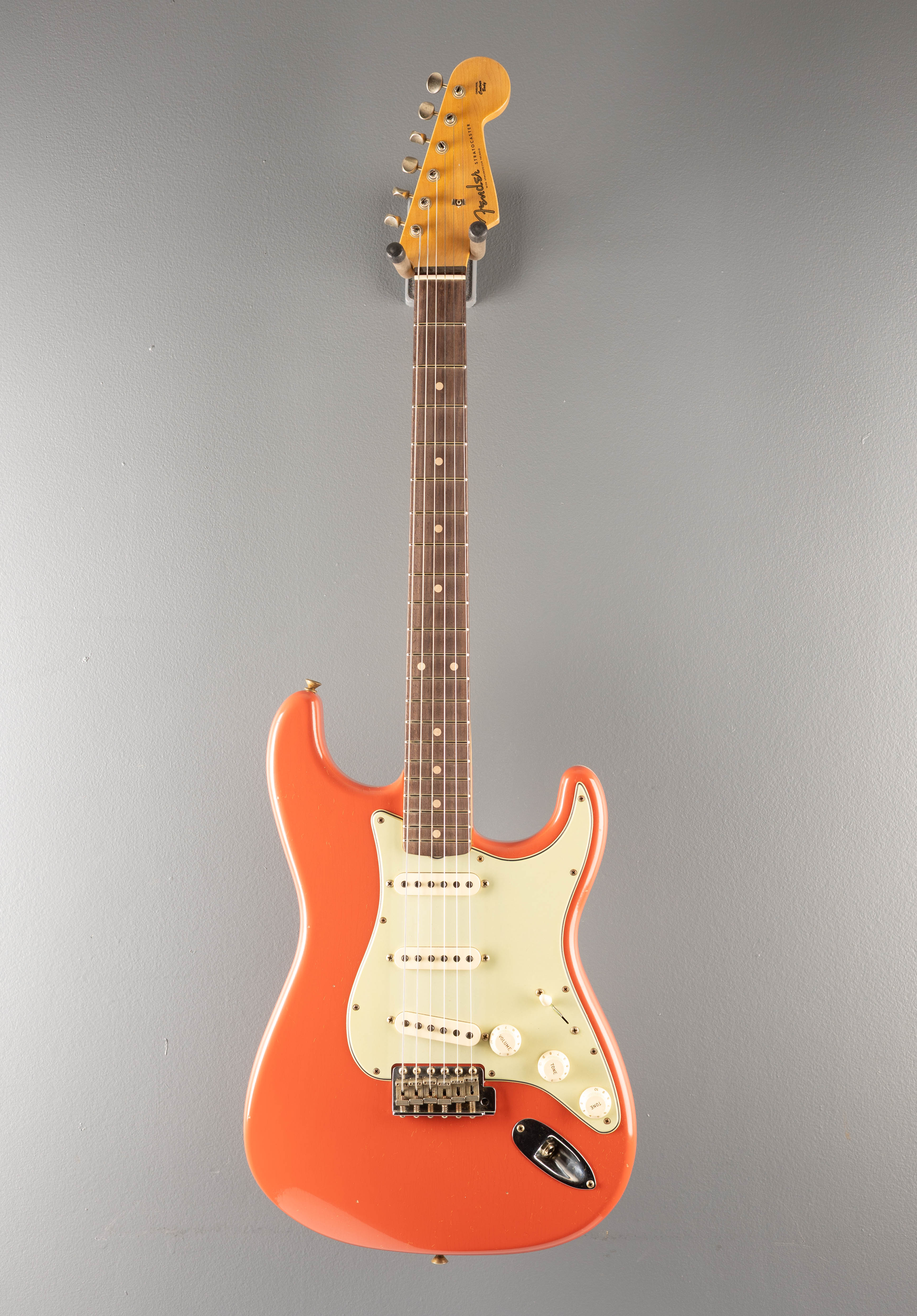1960 Journeyman Relic Stratocaster - Tahitian Coral - Image 3