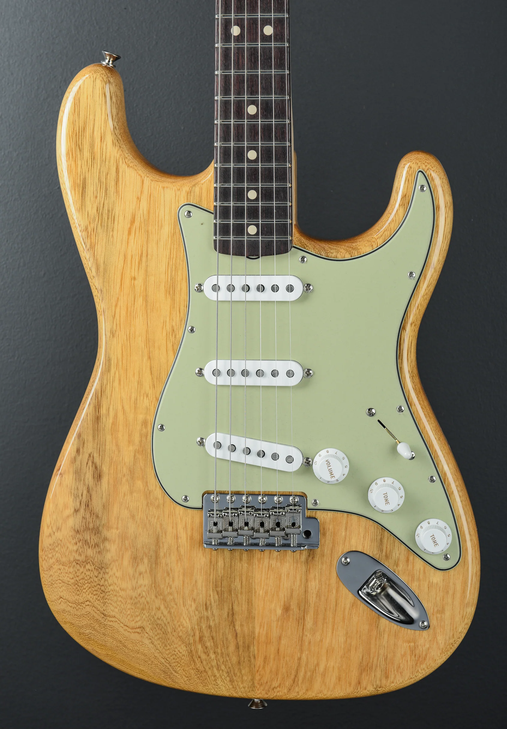 1963 NOS Korina Strat - Image 2