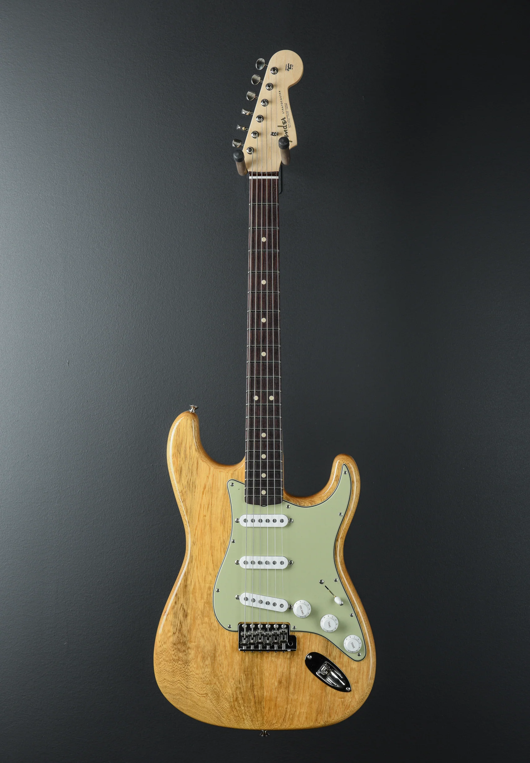 1963 NOS Korina Strat - Image 3