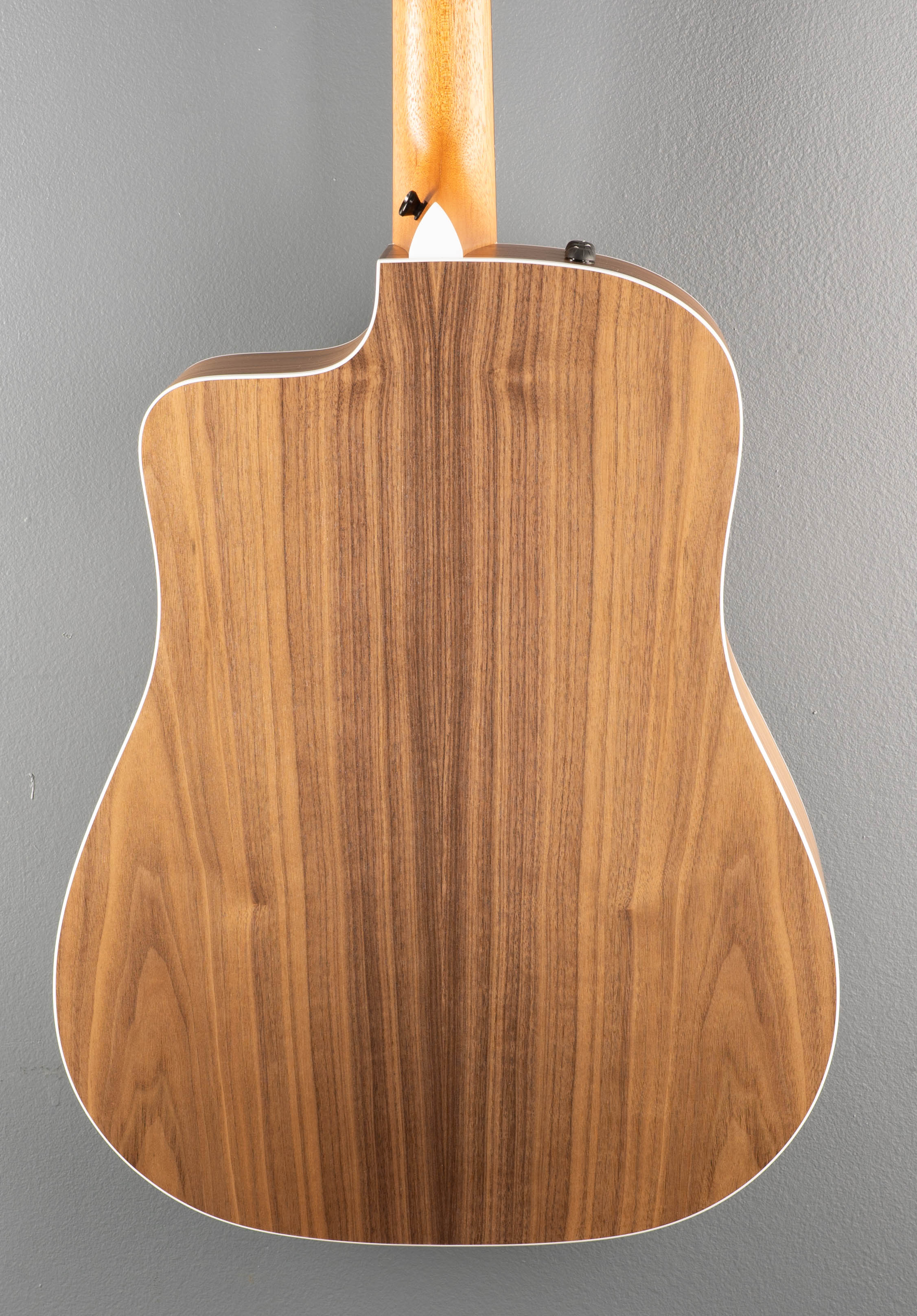 USED 210CE Walnut, '26 - Image 4