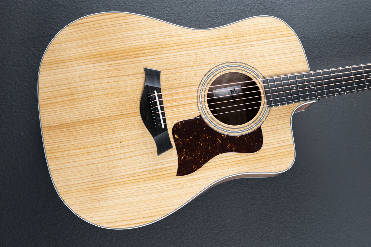 USED 210CE Walnut '26