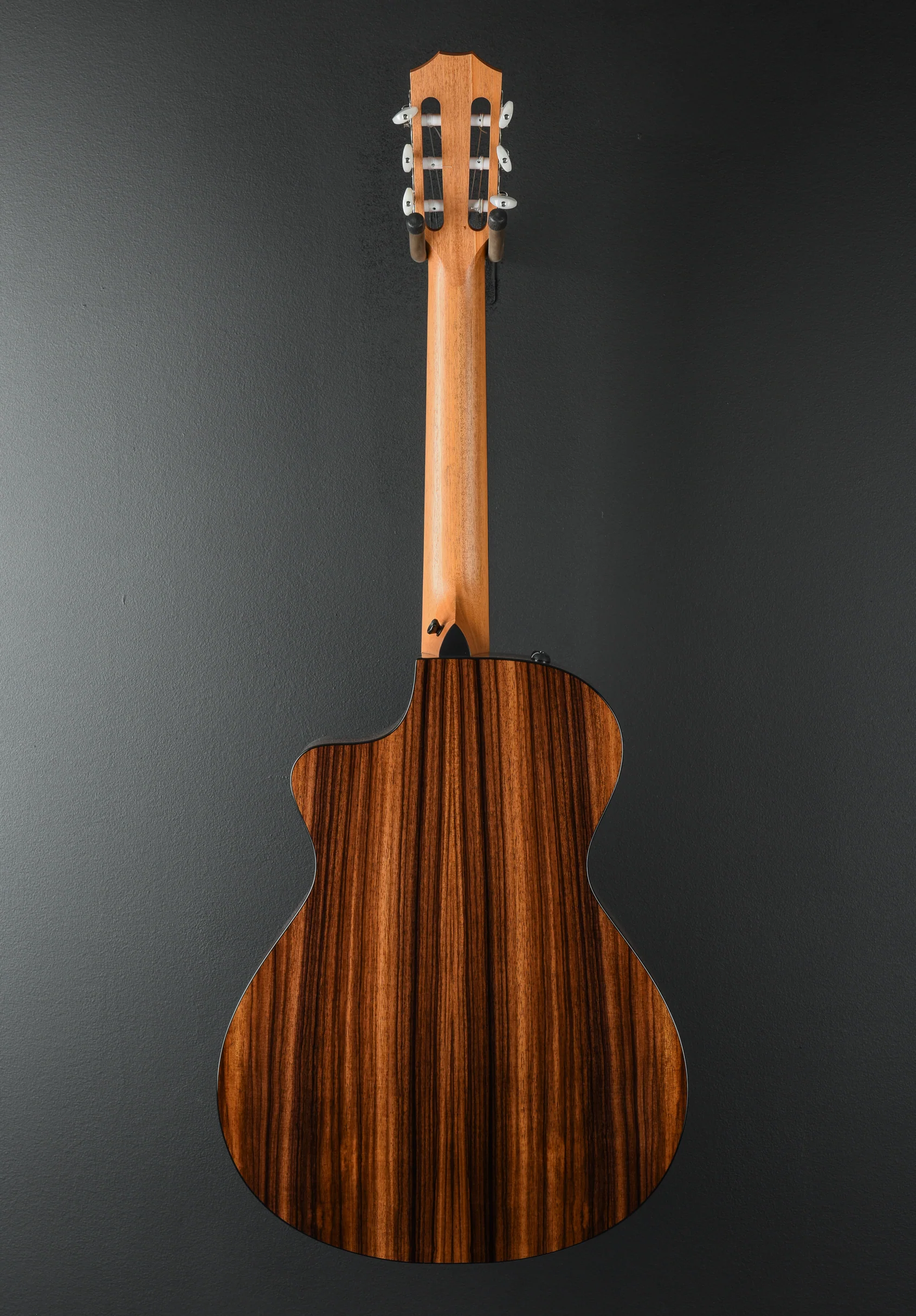 USED 212CE-N Plus '25 - Image 5