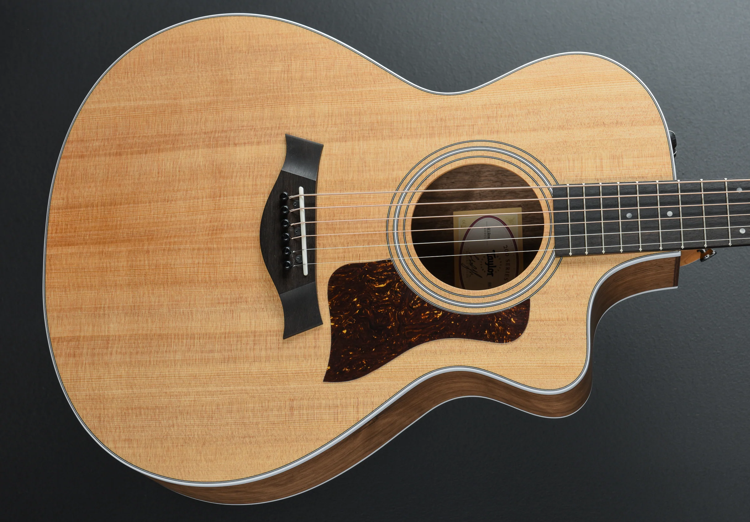 212CE Walnut