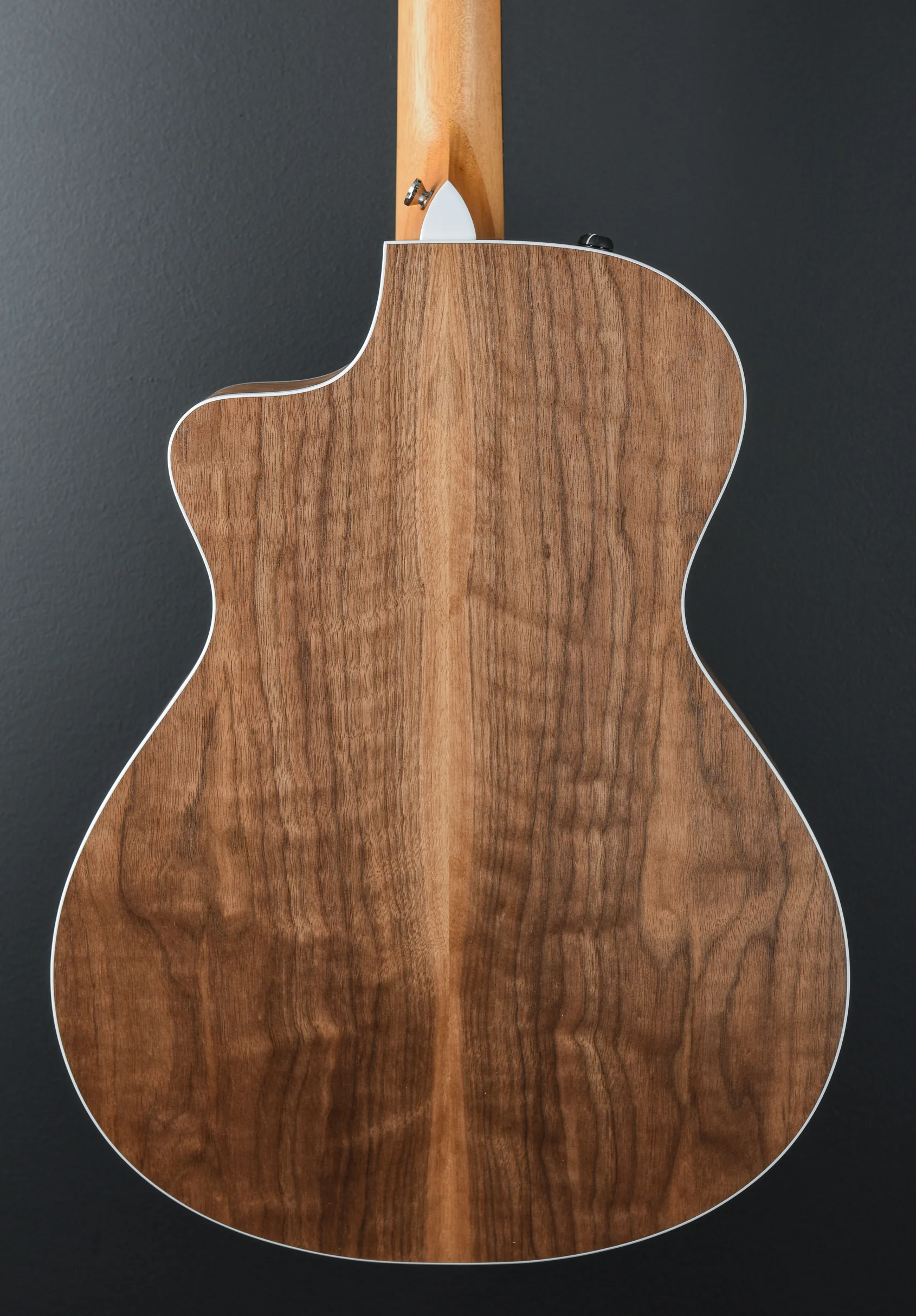 212CE Walnut - Image 5