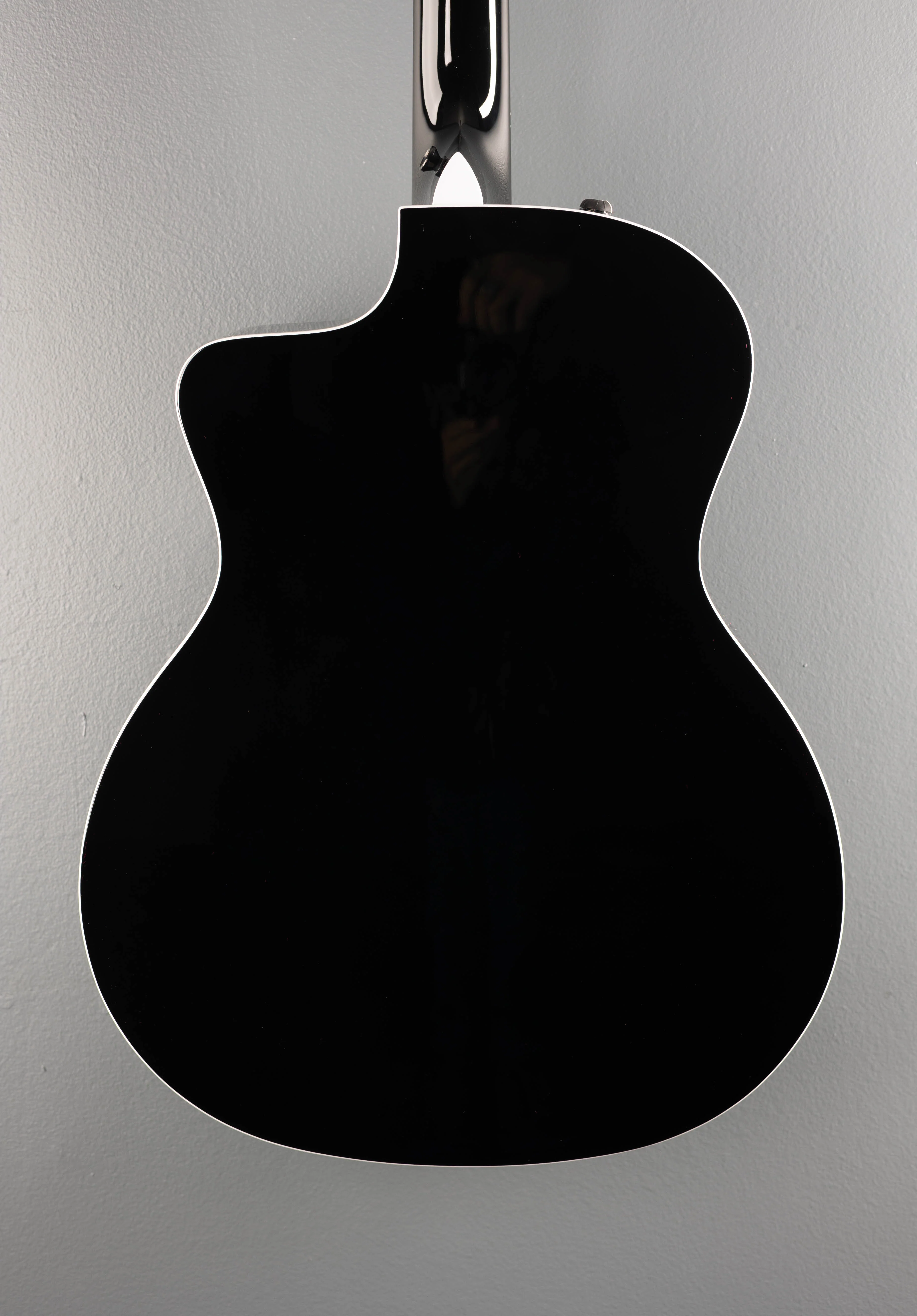 USED 214CE BLK Plus '25 - Image 4