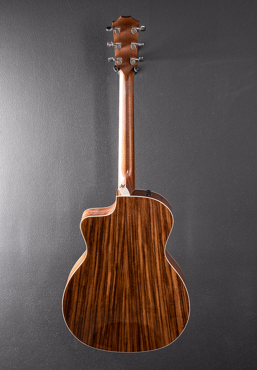 USED 214CE DLX '14 - Image 5