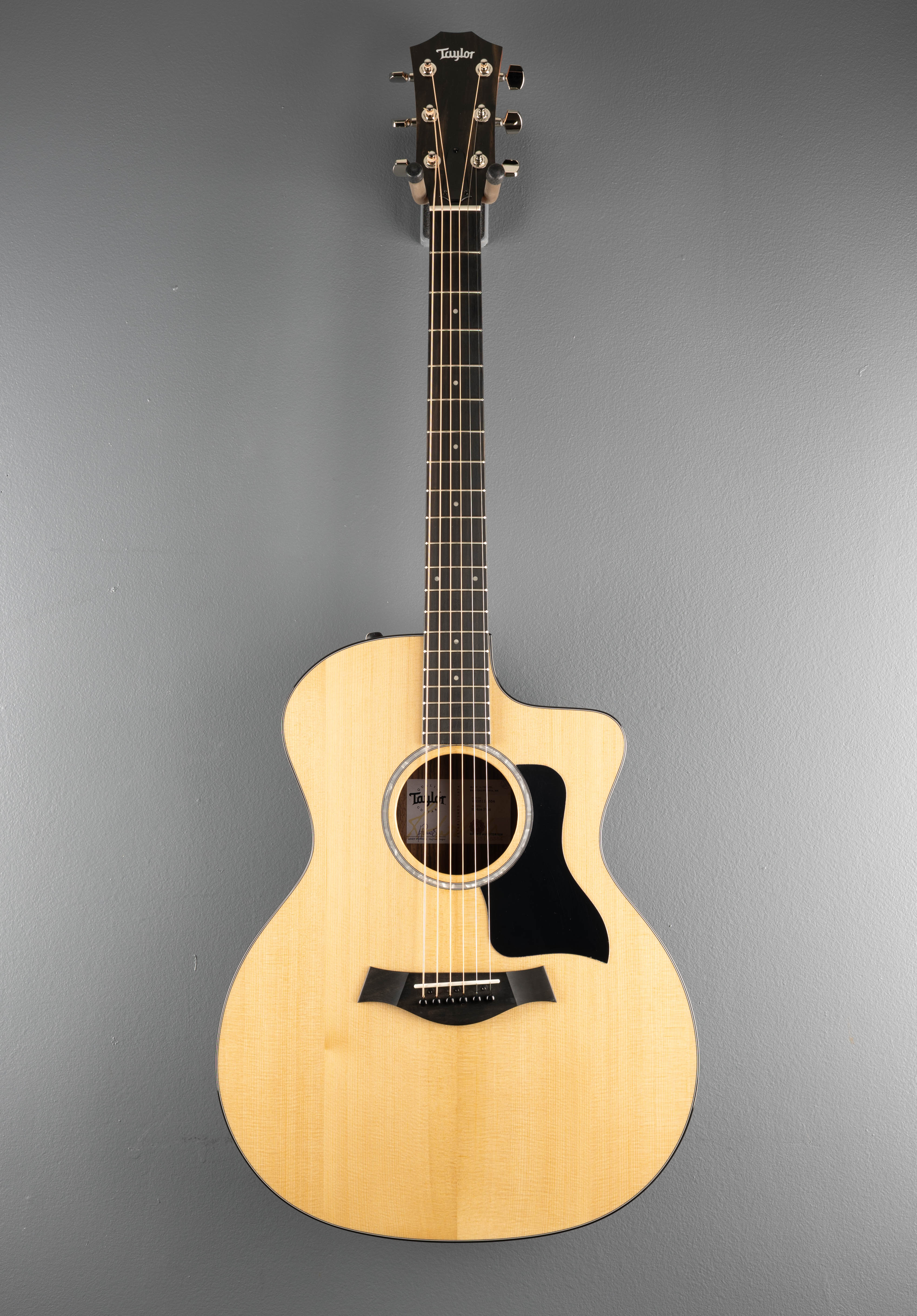 USED 214CE Plus '26 - Image 3