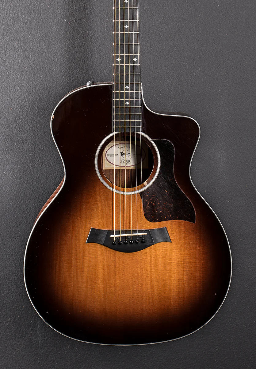 USED 214CE-SB DLX '22 - Image 2