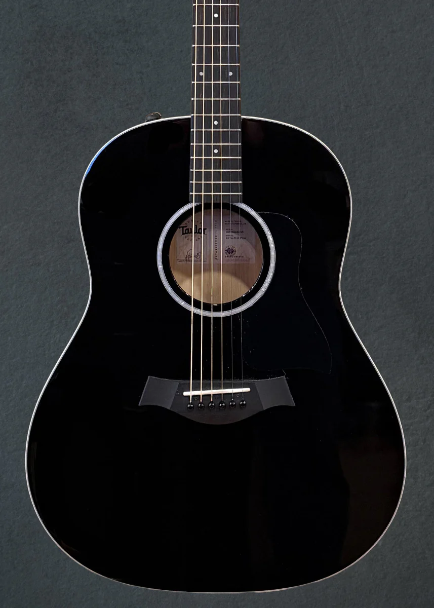 USED 217E Blk Plus '24 - Image 2