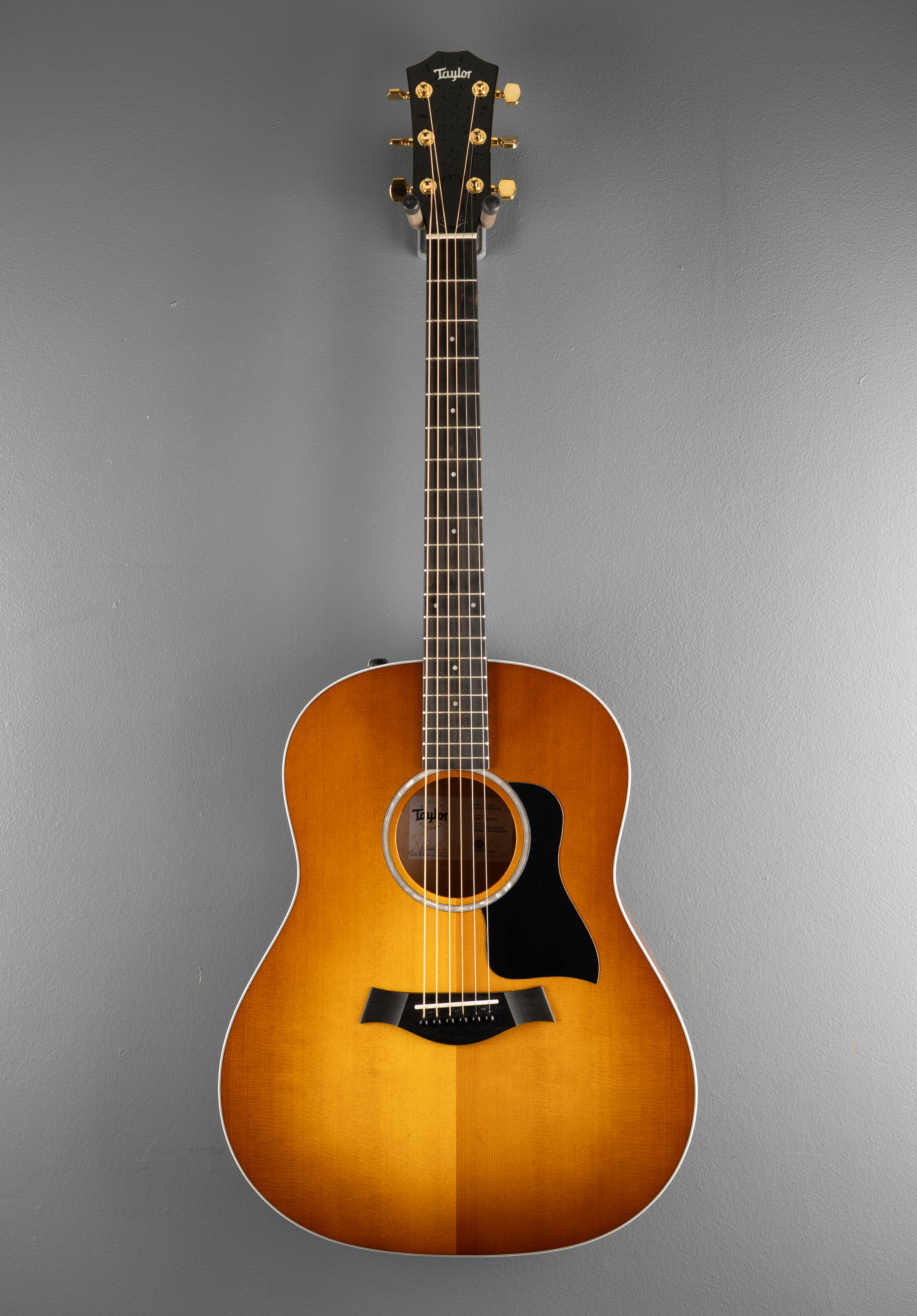 USED 217e Plus Special Edition, '26 - Image 3