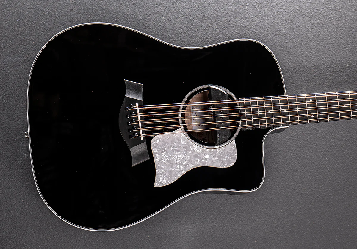 USED 250CE Plus BLK Bajo Quinto '26