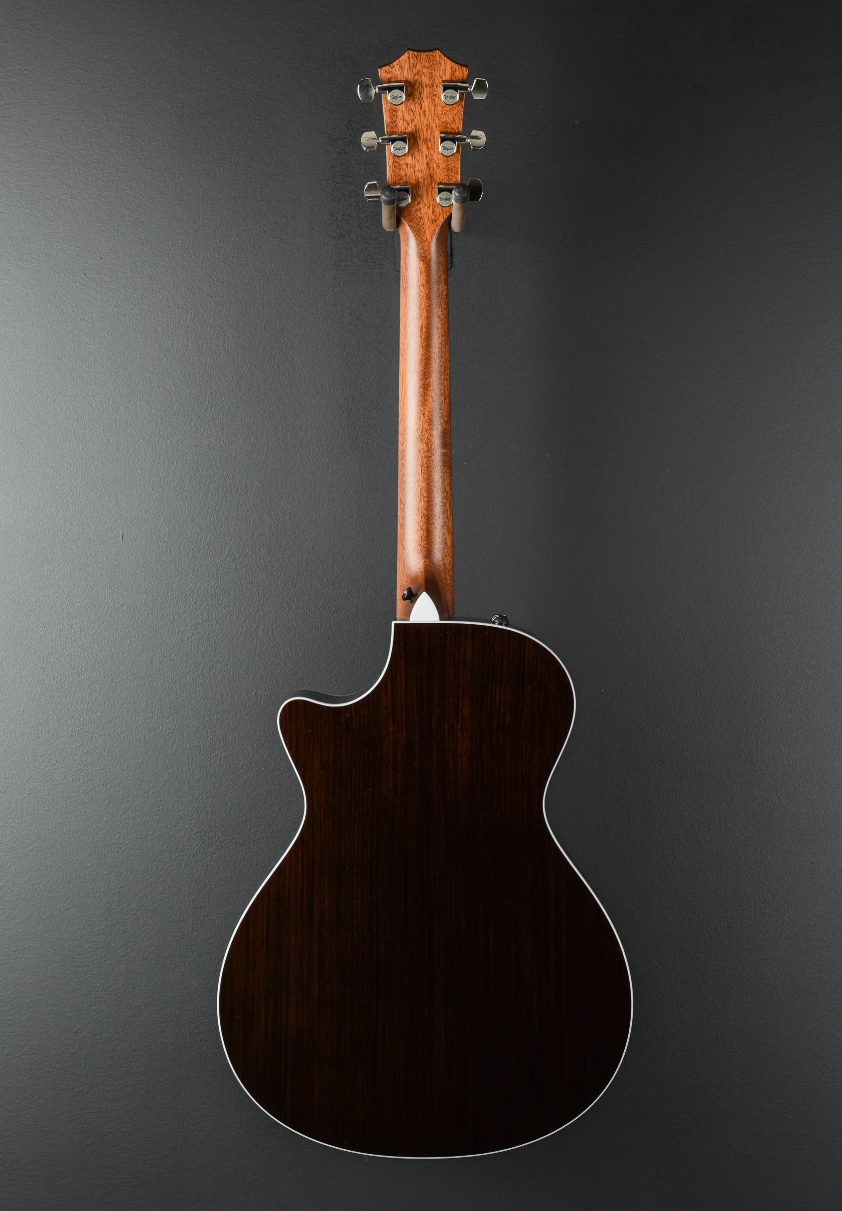 USED 412CE Rosewood '26 - Image 5