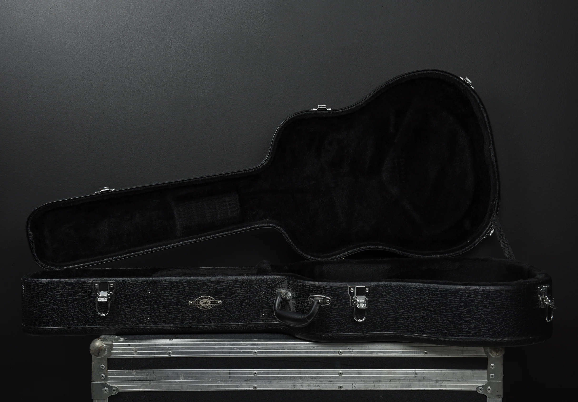 USED 510 Case, Recent - Image 2