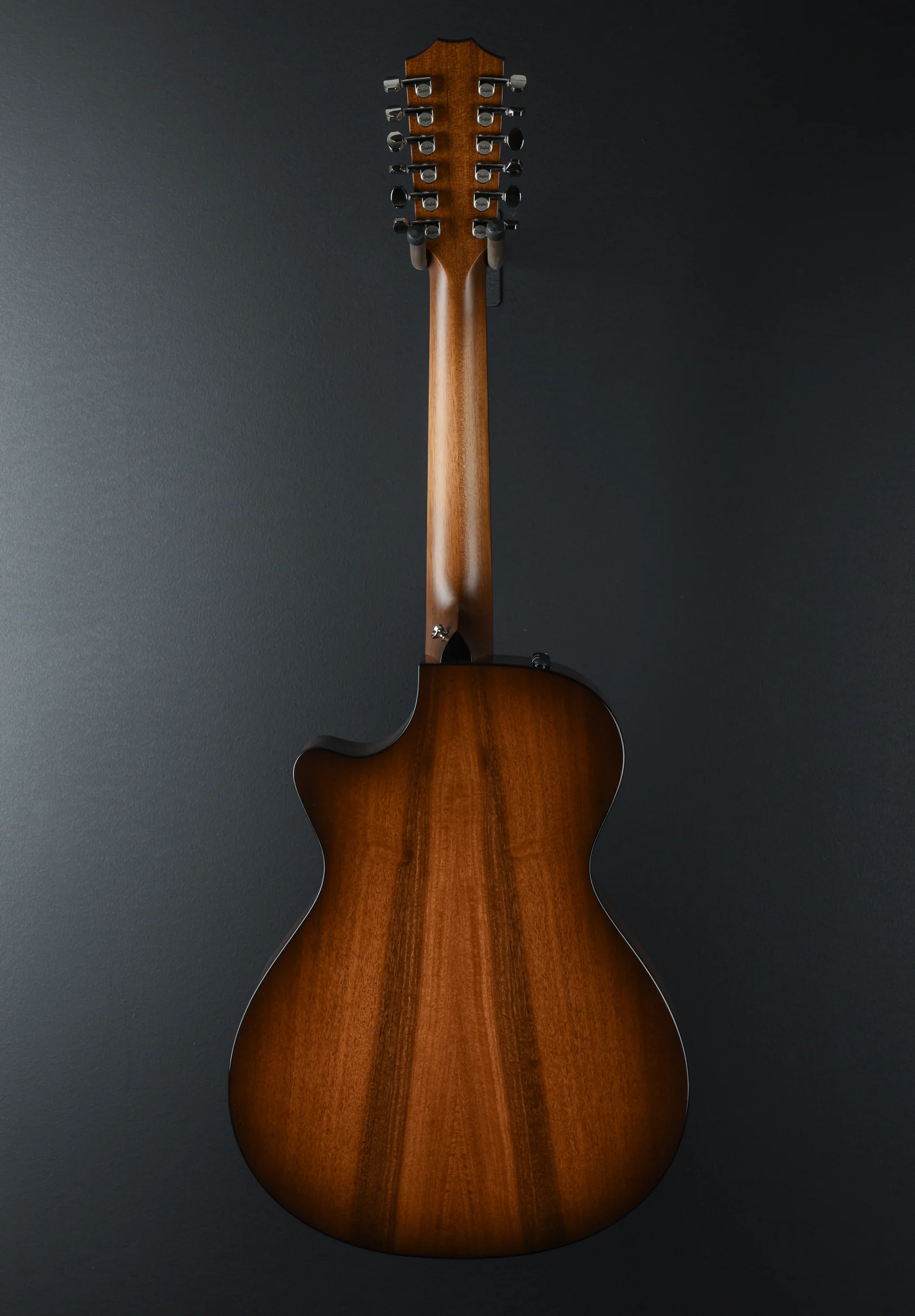 552CE 12 String - Image 4