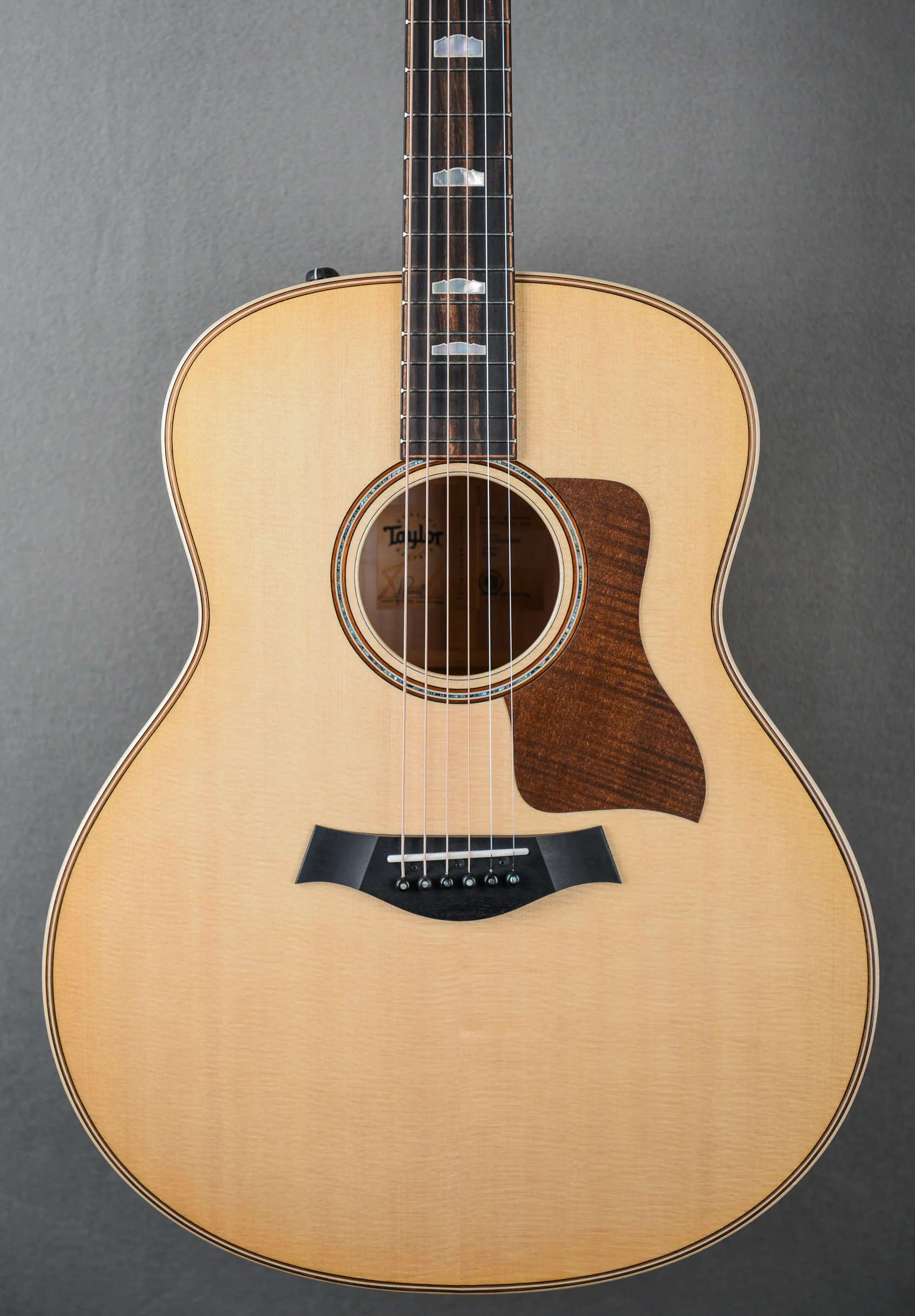 618E (2022 Model) - Image 2