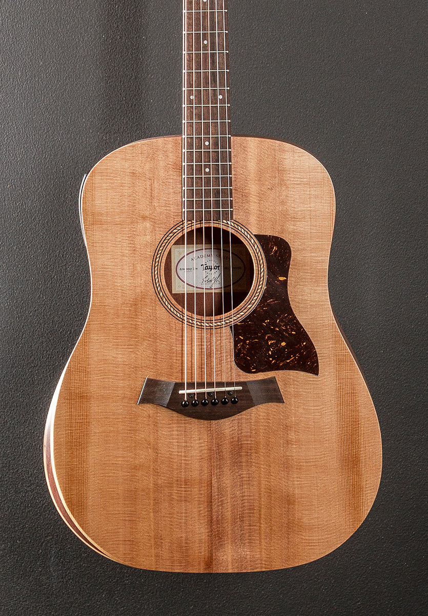 Academy 10E - Image 2
