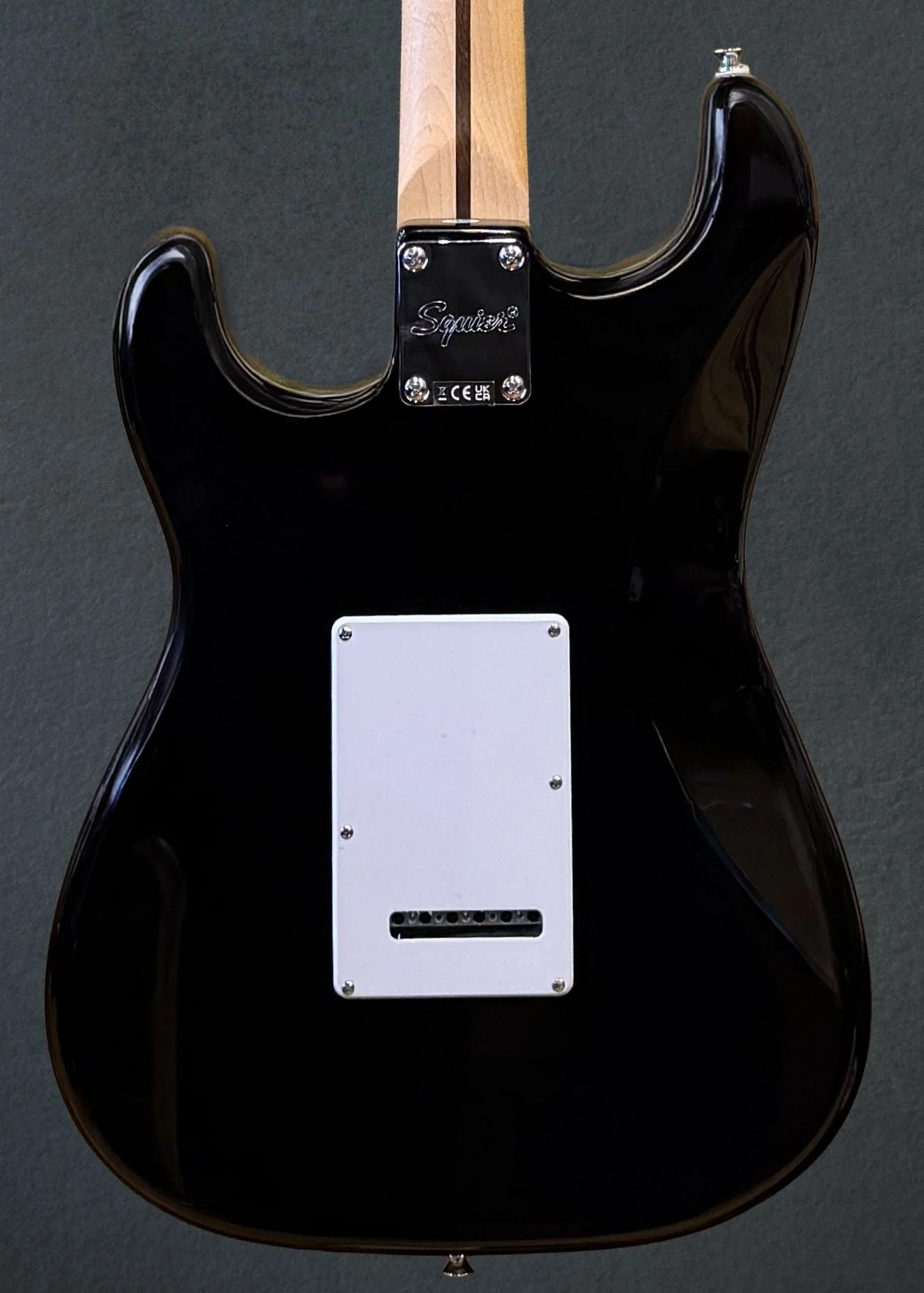AFFINITY SERIES™ STRATOCASTER®-Black - Image 4