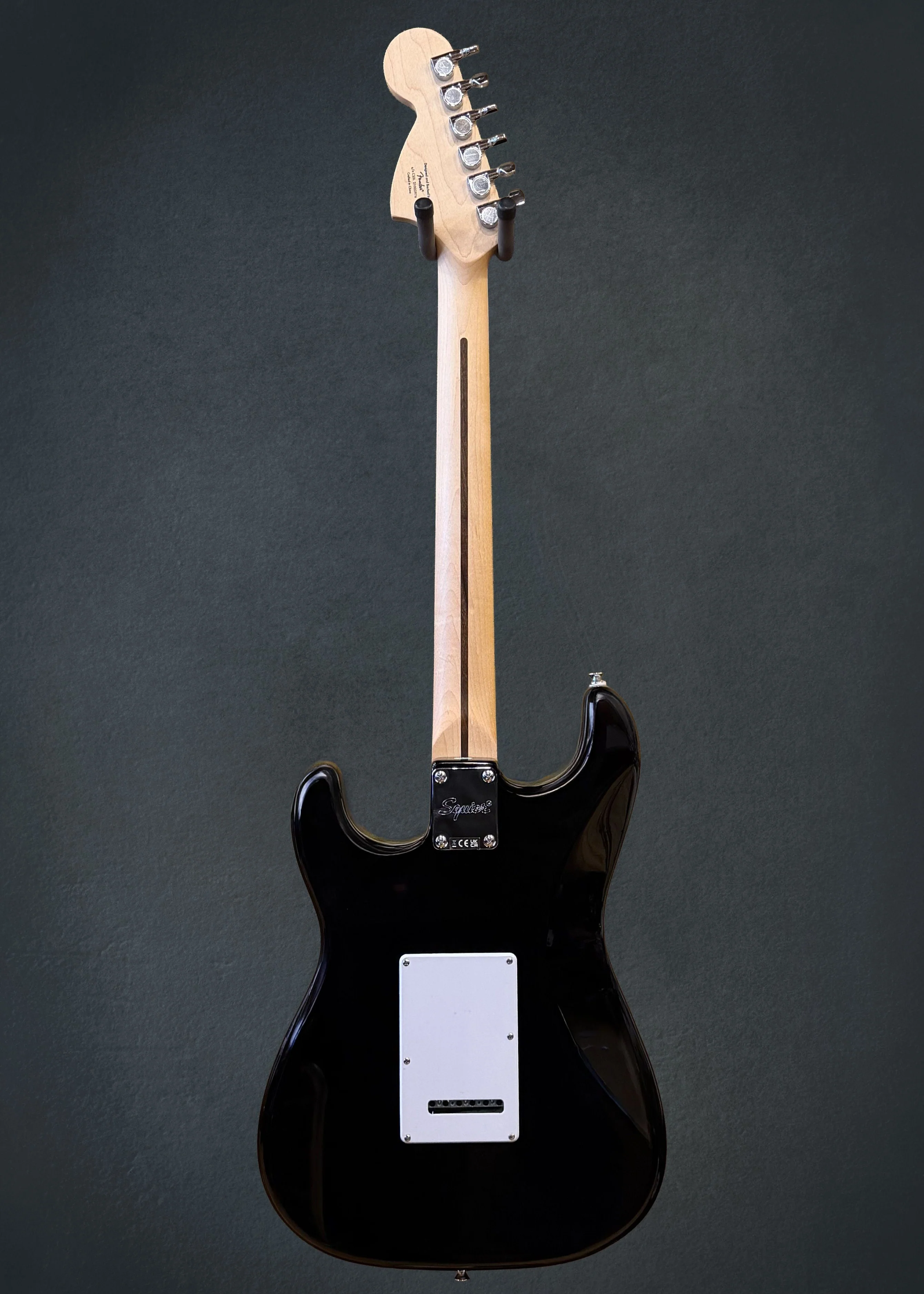 AFFINITY SERIES™ STRATOCASTER®-Black - Image 5