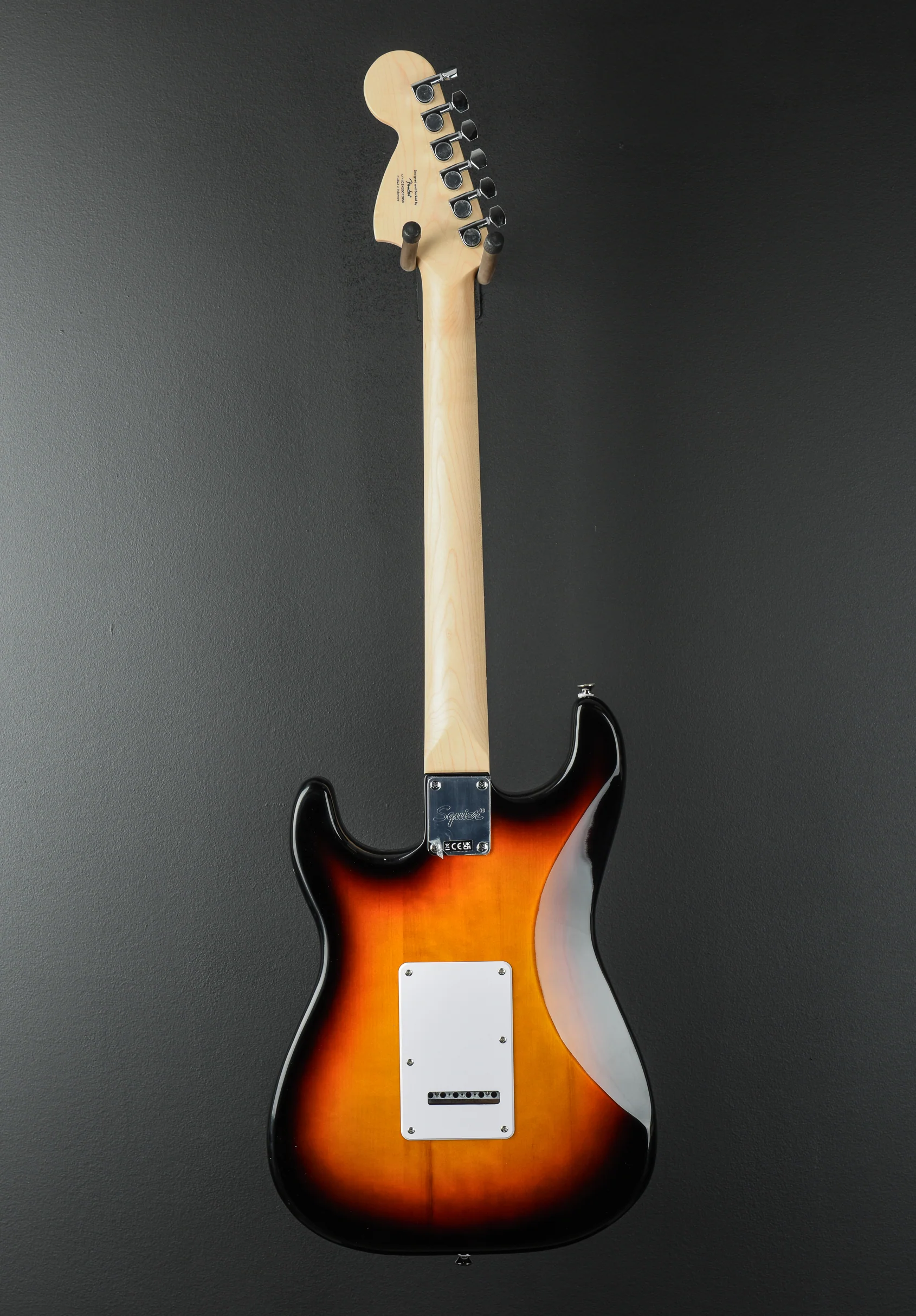 Affinity Series Stratocaster - 3 Color Sunburst w/Indian Laurel - Image 5