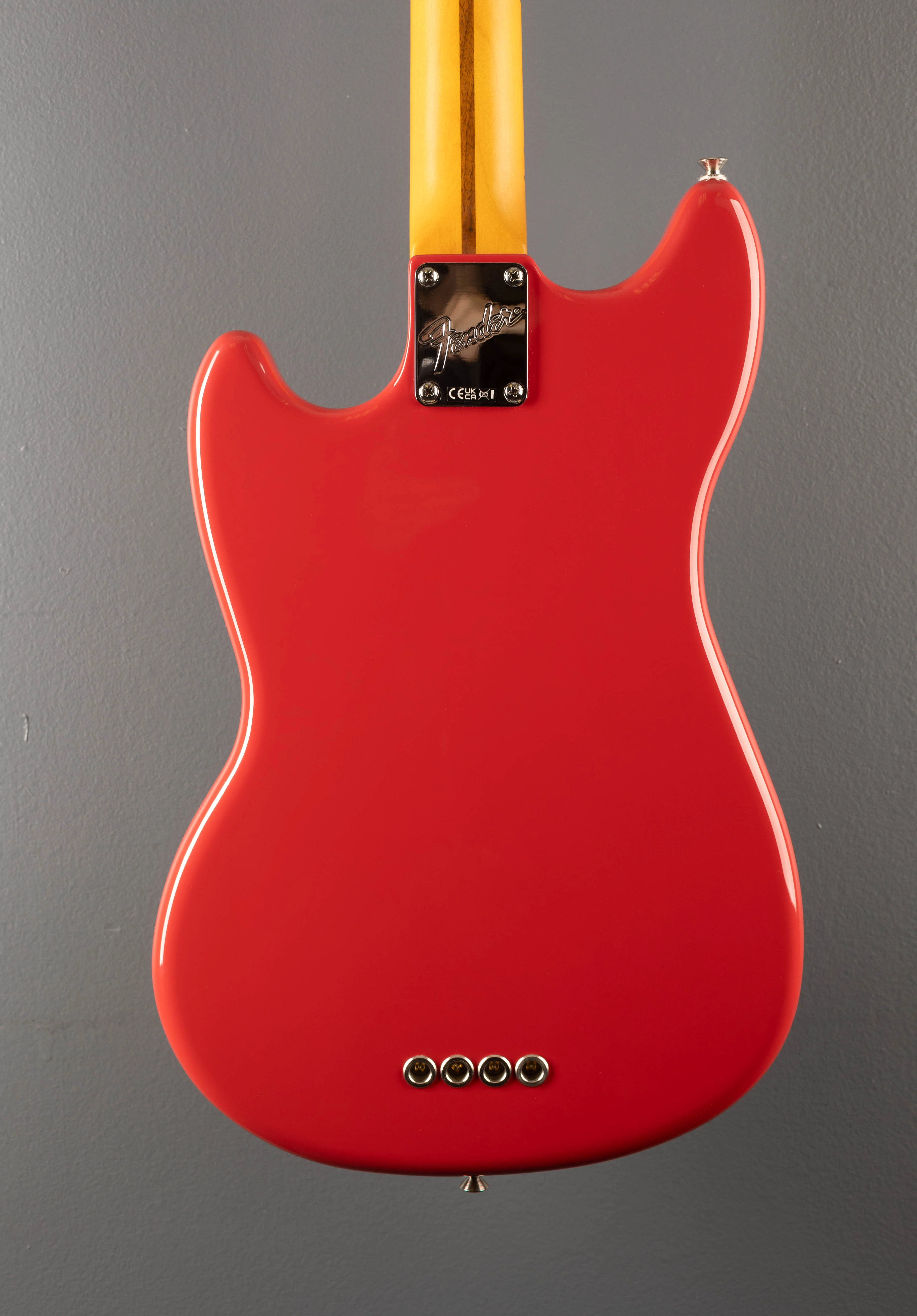 American Professional Classic Mustang Bass - Faded Dakota Red - Image 5