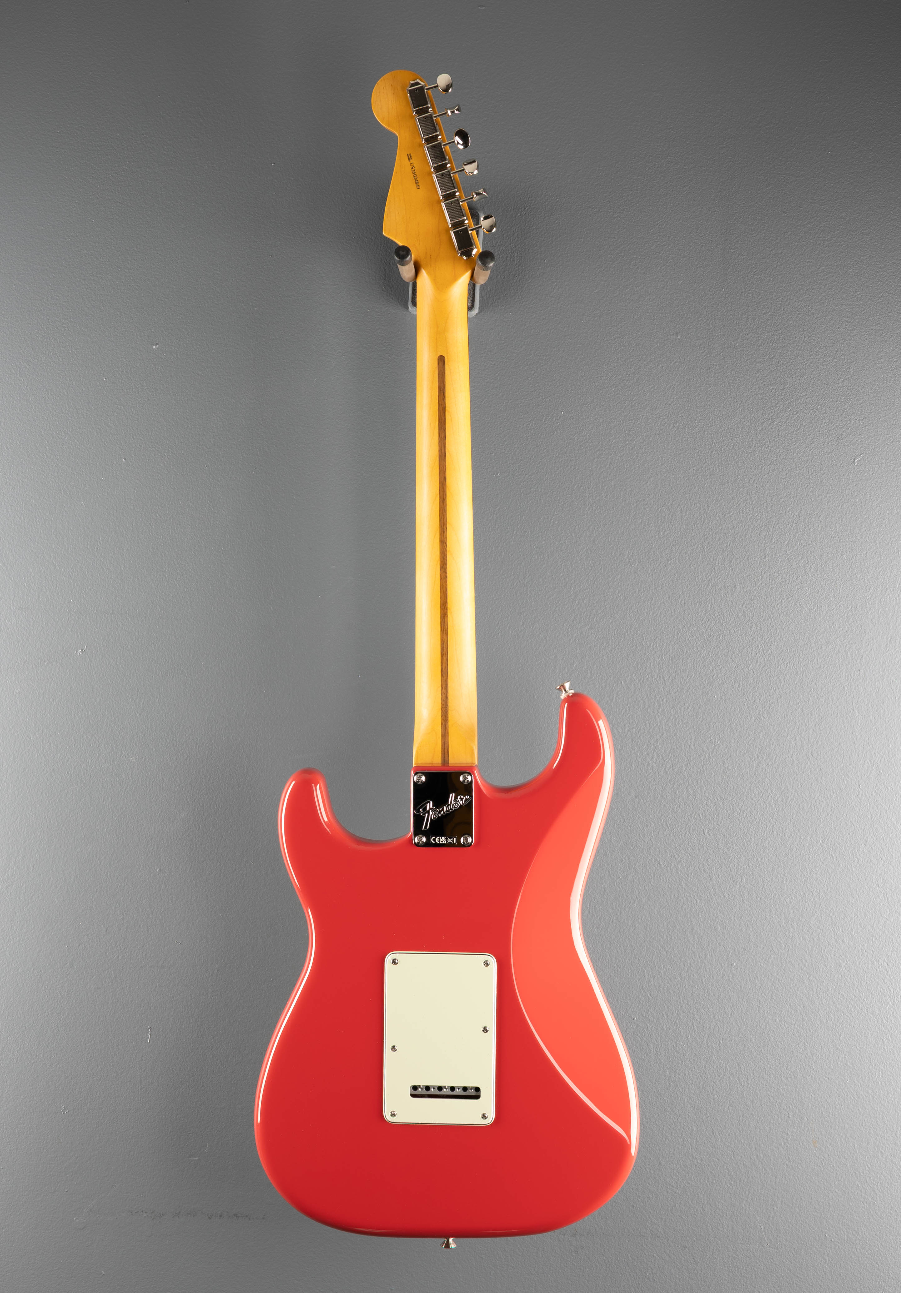 American Professional Classic Stratocaster - Faded Dakota Red w/Rosewood - Image 5