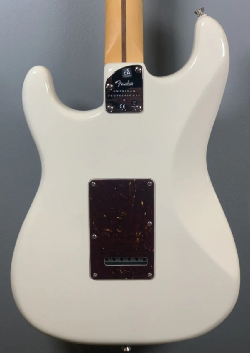 AMERICAN PROFESSIONAL II STRATOCASTER®-Olympic White - Image 4