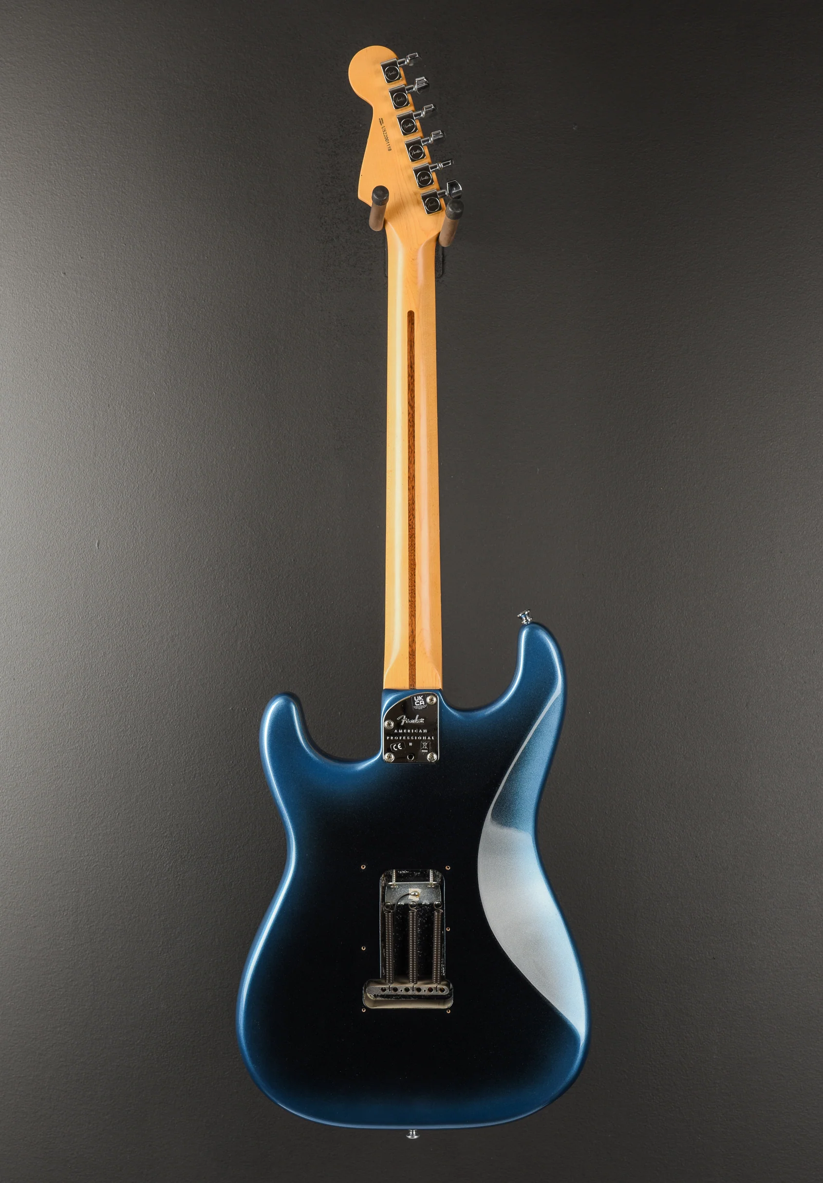 USED American Professional II Stratocaster '22 - Image 5