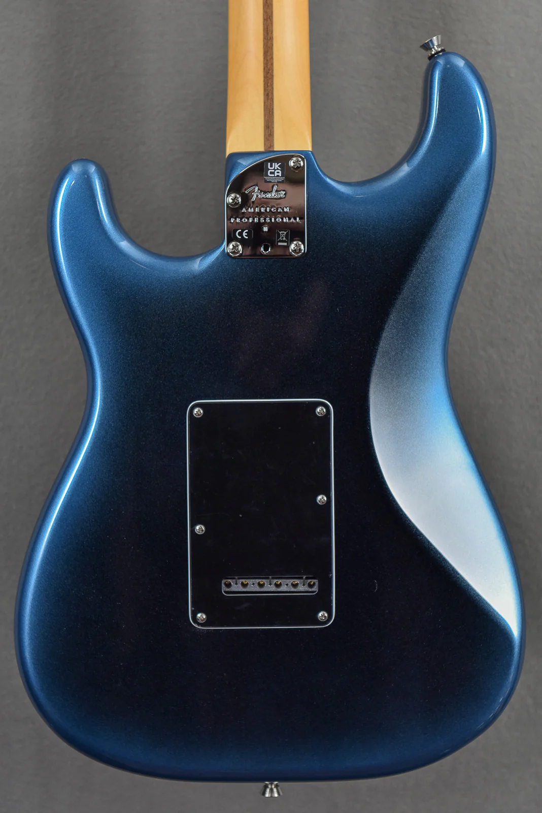 American Professional II Stratocaster – Dark Night w/Rosewood - Image 5
