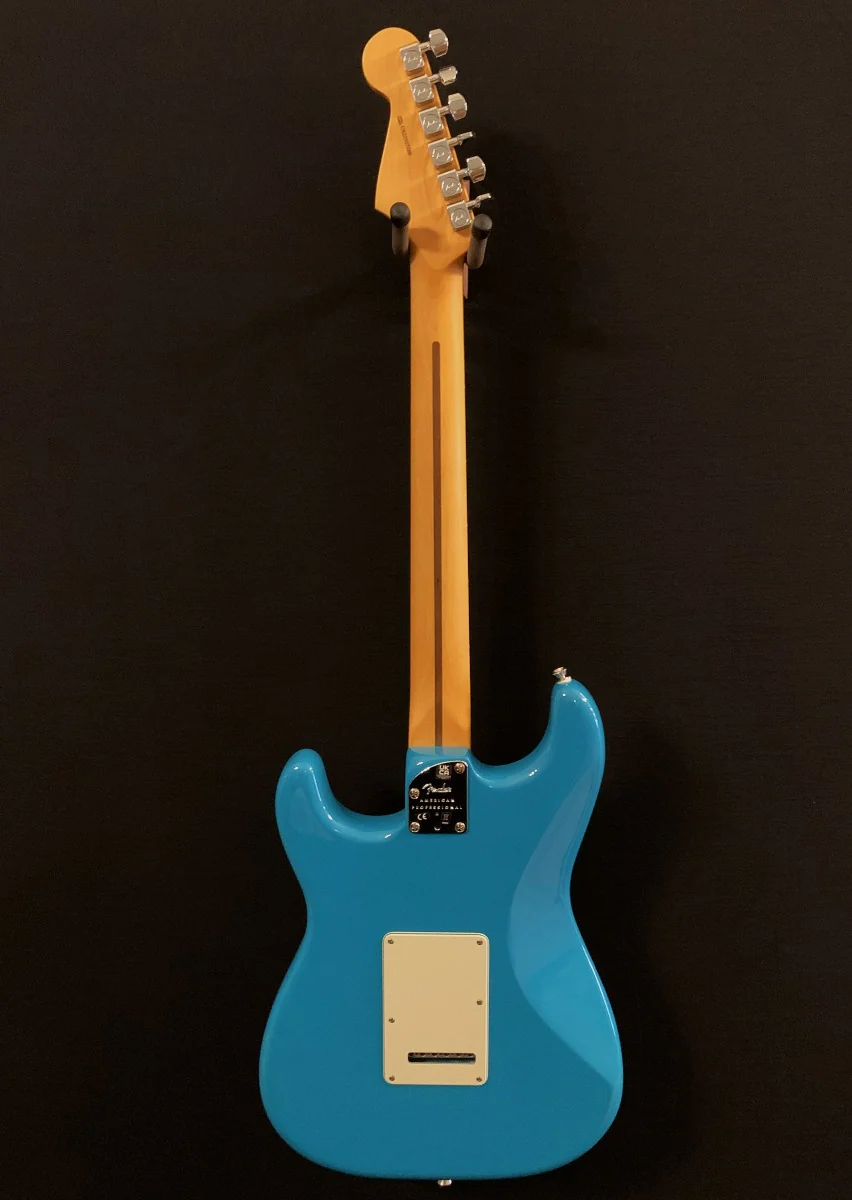 American Professional II Stratocaster HSS - Miami Blue w/Rosewood - Image 5