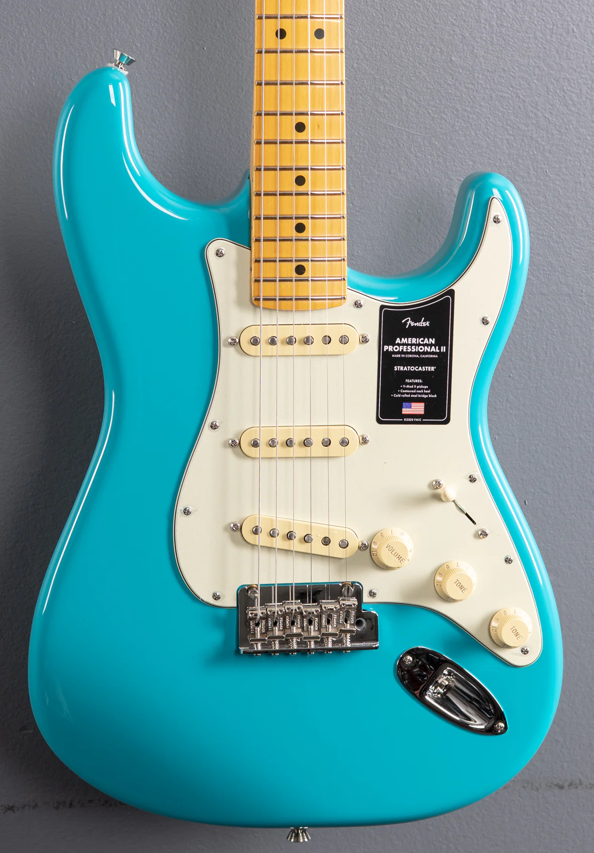 American Professional II Stratocaster – Miami Blue w/Maple - Image 2
