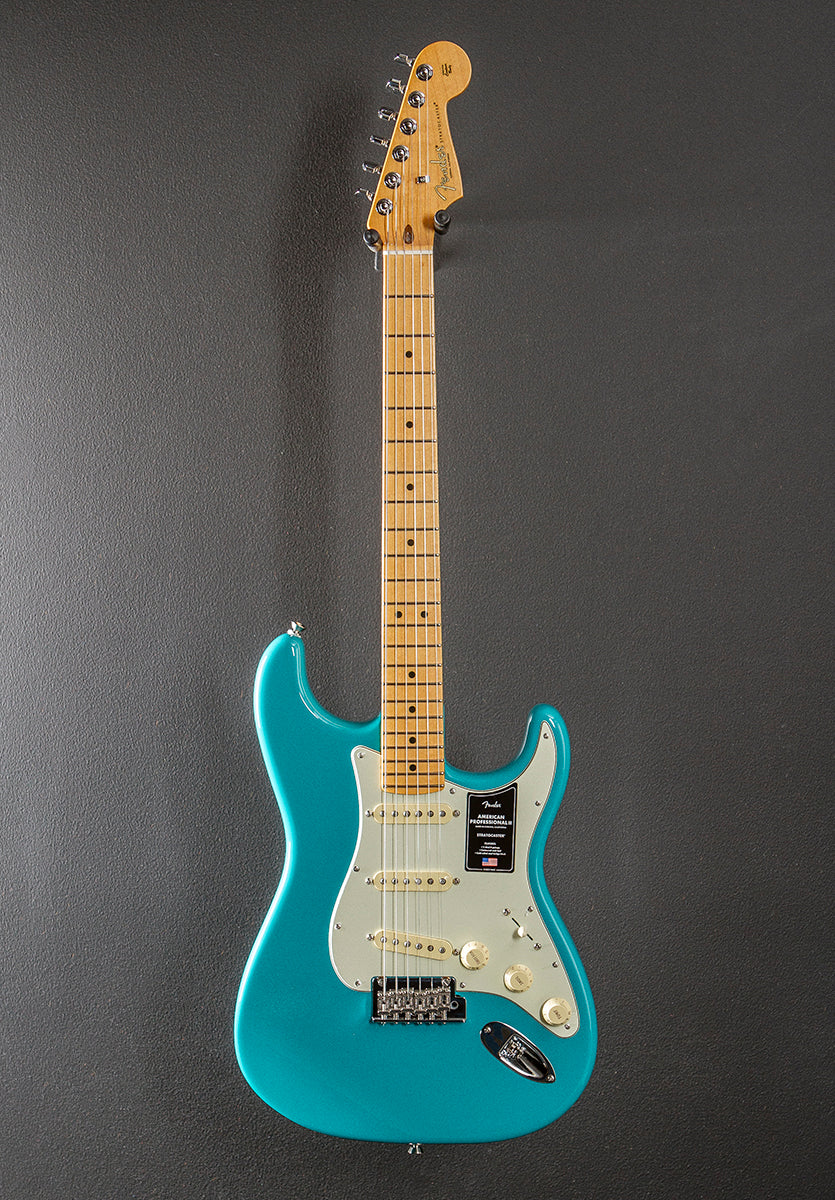 American Professional II Stratocaster – Miami Blue w/Maple - Image 3