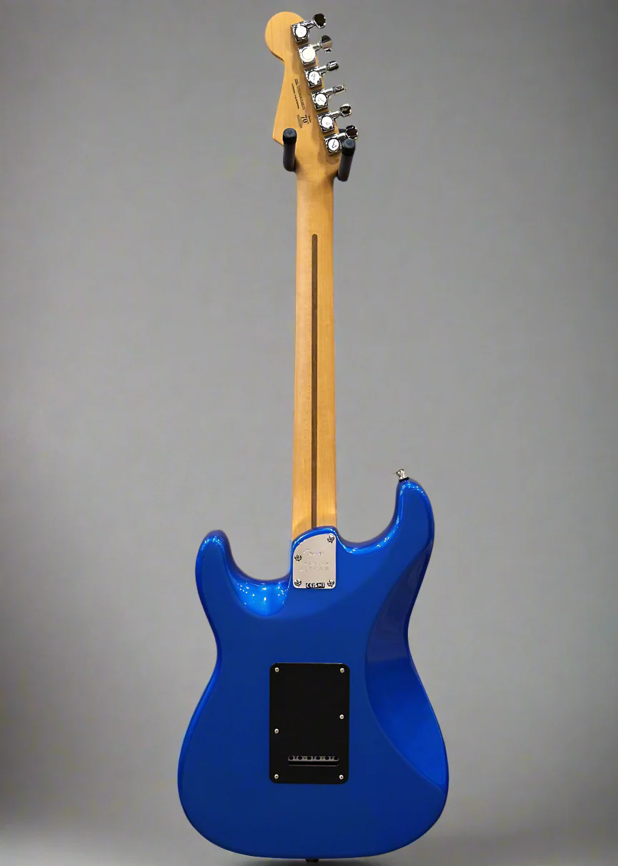 American Ultra II Stratocaster® HSS - Image 5