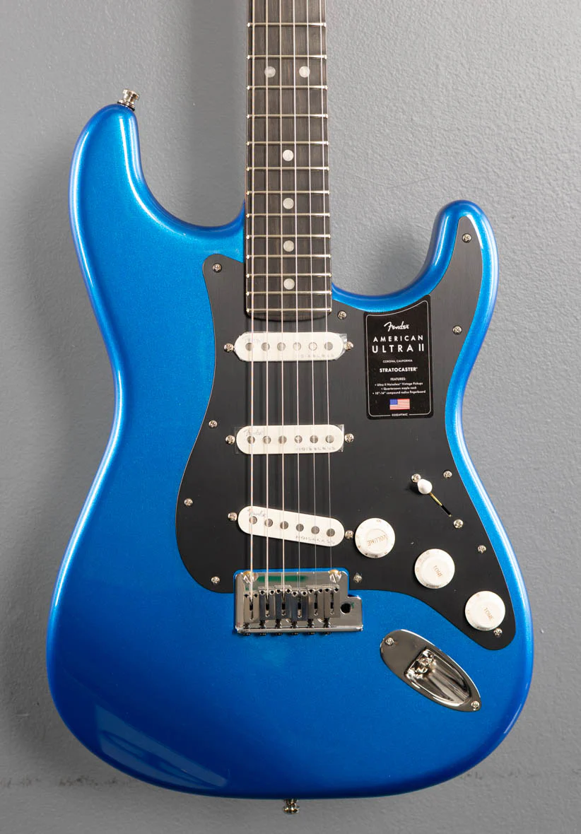 American Ultra II Stratocaster - Noble Blue - Image 2