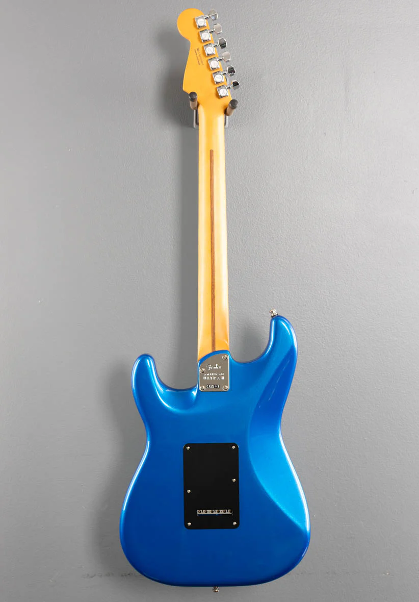 American Ultra II Stratocaster - Noble Blue - Image 5