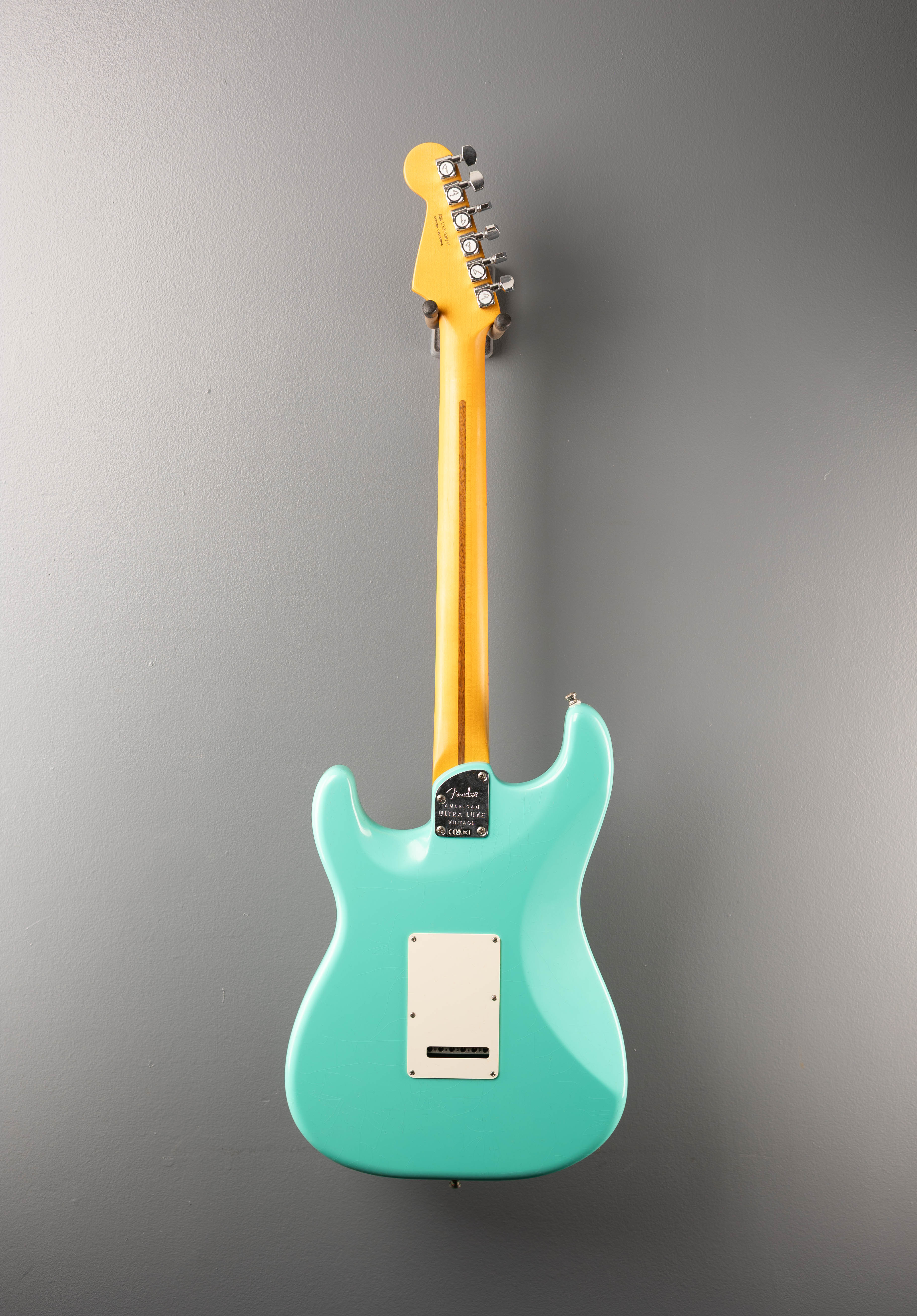 American Ultra Luxe Vintage '60s Stratocaster HSS - Sea Foam Green - Image 5