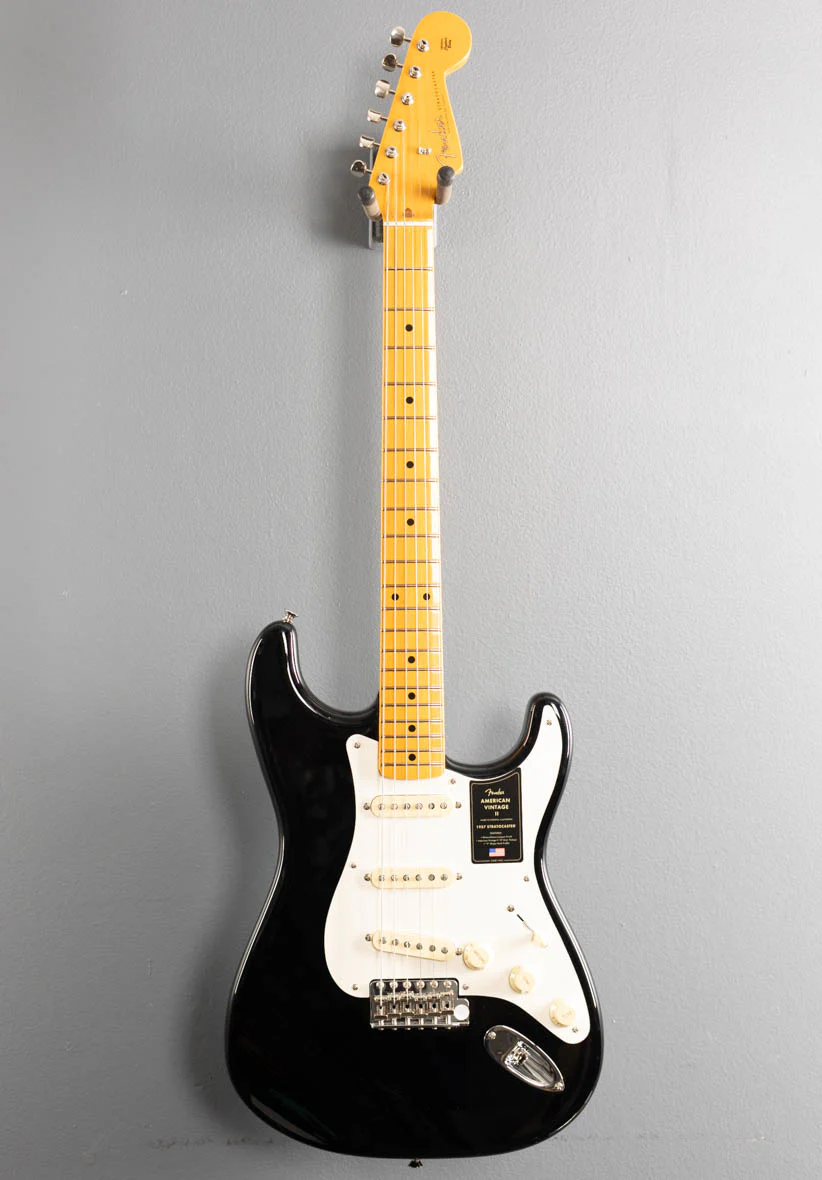 American Vintage II 1957 Stratocaster - Black - Image 3