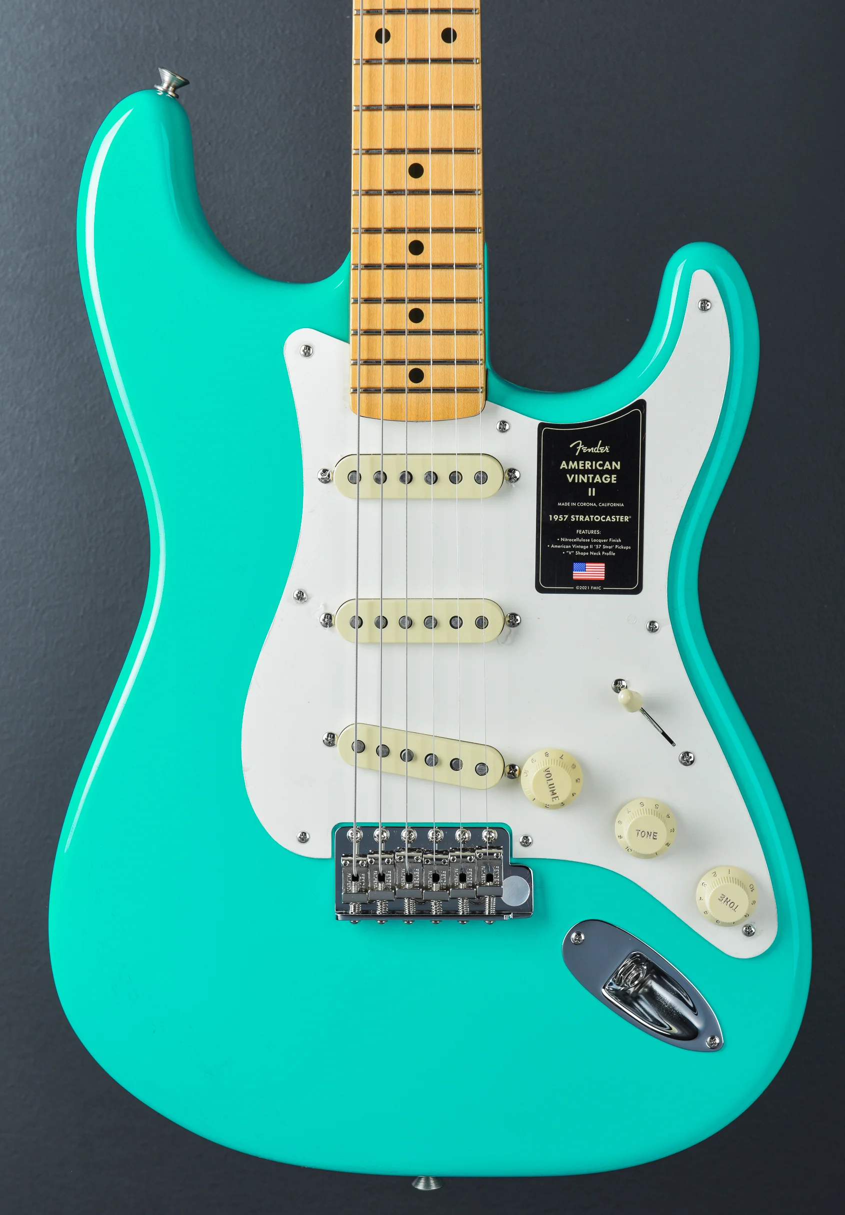 American Vintage II 1957 Stratocaster - Sea Foam Green - Image 2