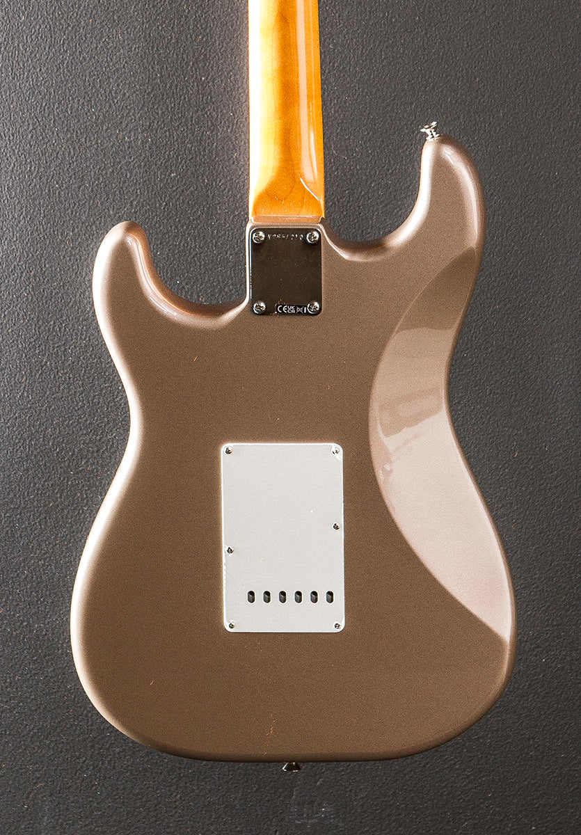 American Vintage II 1965 Stratocaster - Shoreline Gold - Image 4