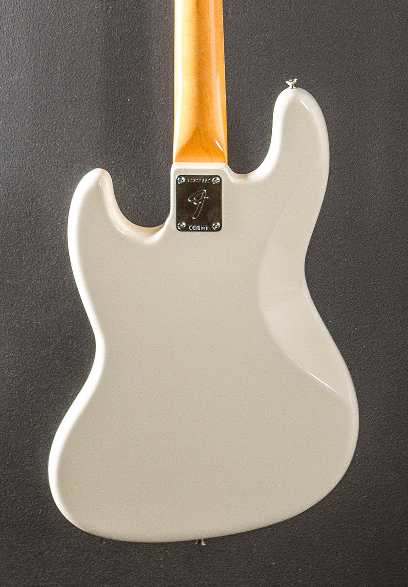 American Vintage II 1966 Jazz Bass - Olympic White - Image 4