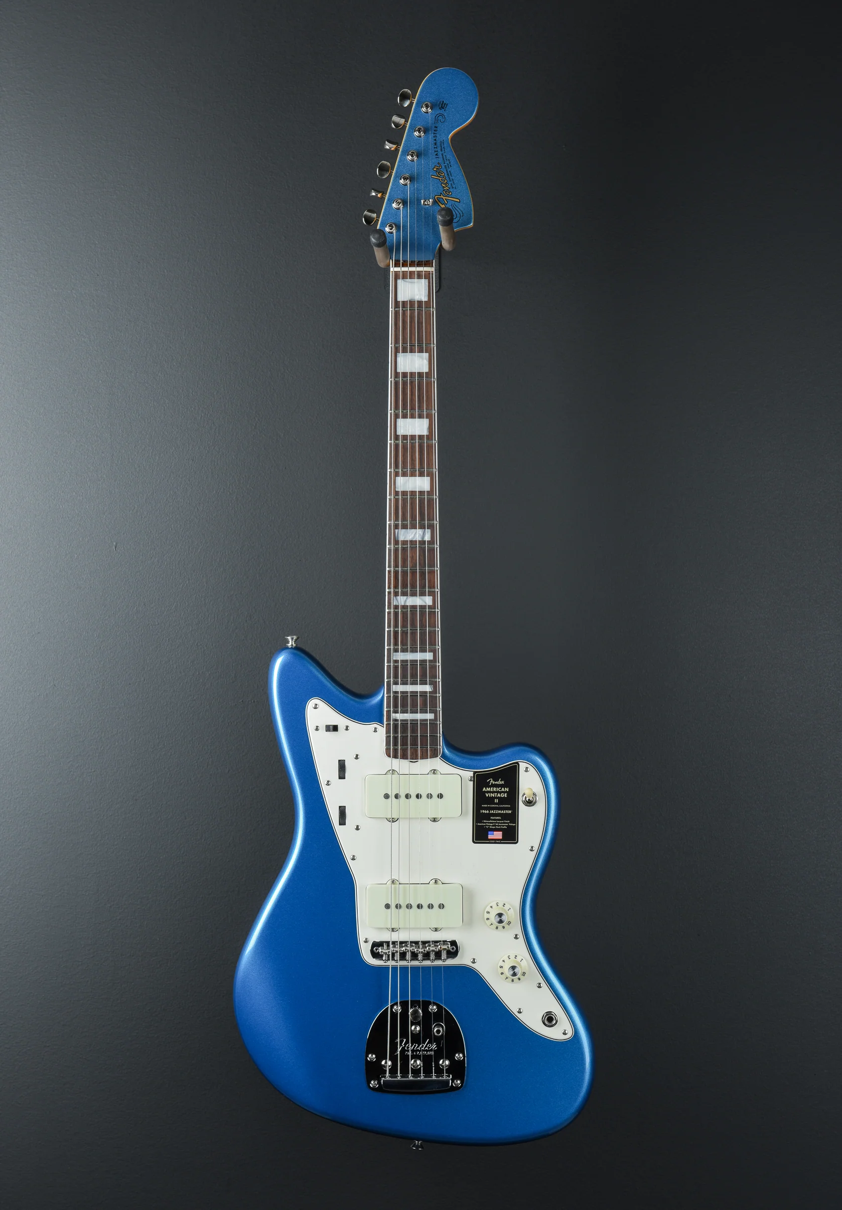 American Vintage II 1966 Jazzmaster - Lake Placid Blue - Image 3