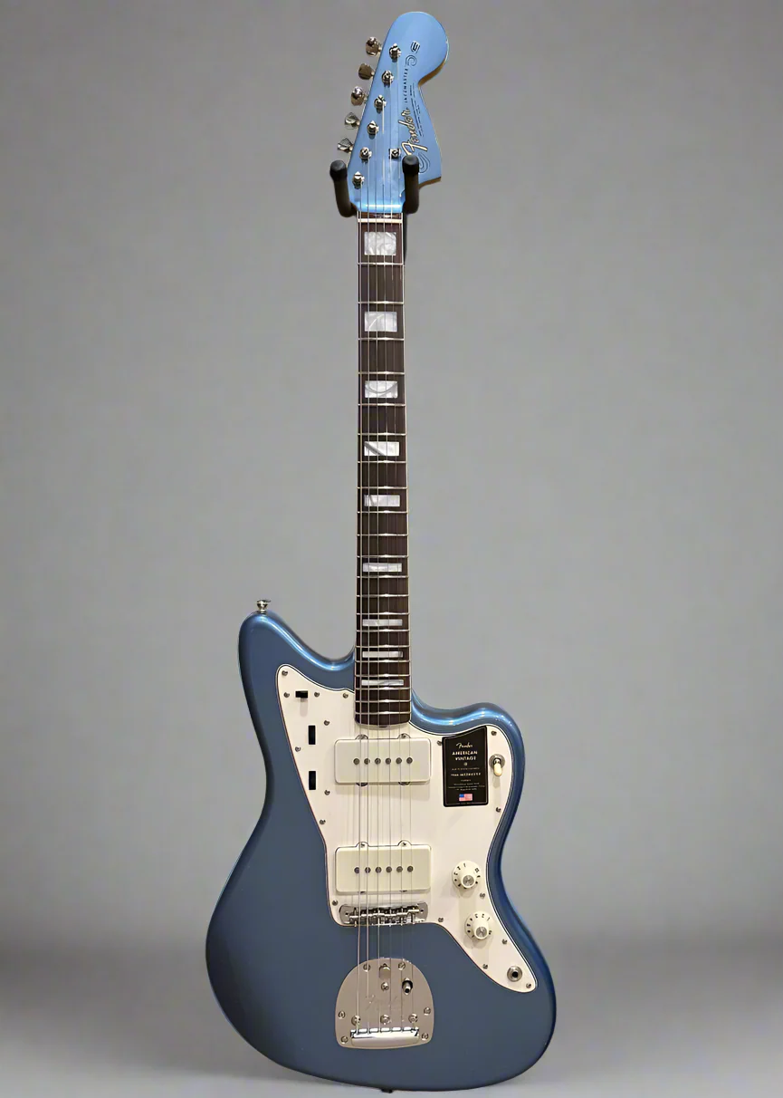 American Vintage II 1966 Jazzmaster - Lake Placid Blue - Image 3