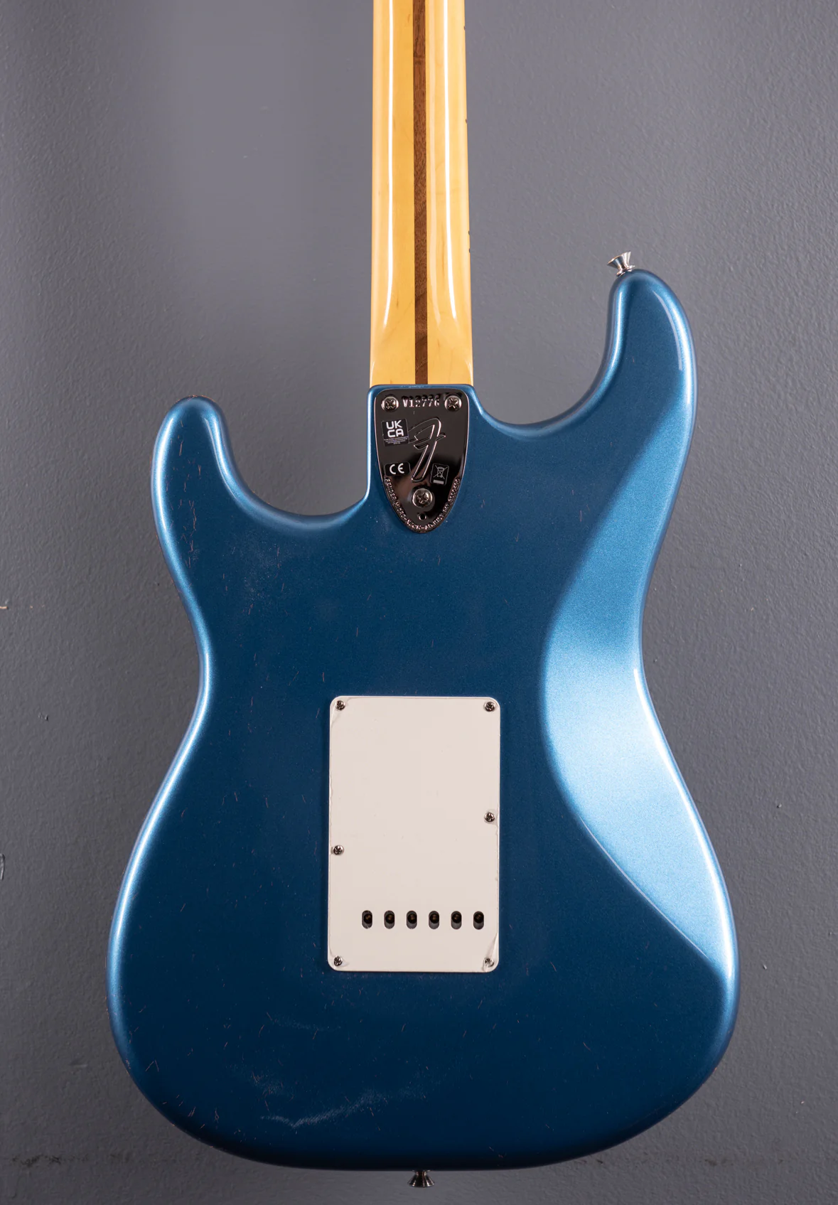 American Vintage II 1973 Stratocaster - Lake Placid Blue w/Maple - Image 5