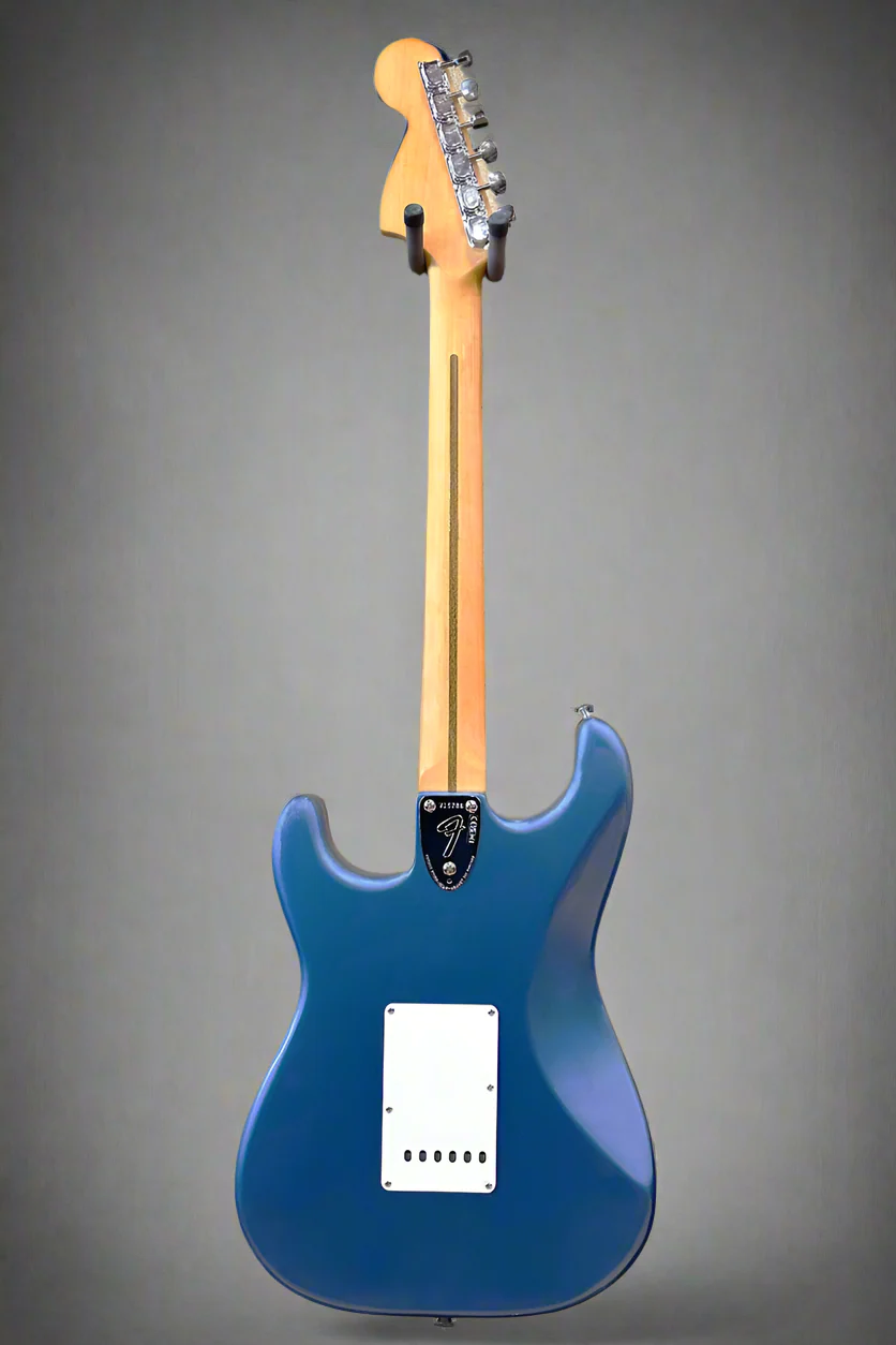 American Vintage II 1973 Stratocaster - Lake Placid Blue w/Maple - Image 5