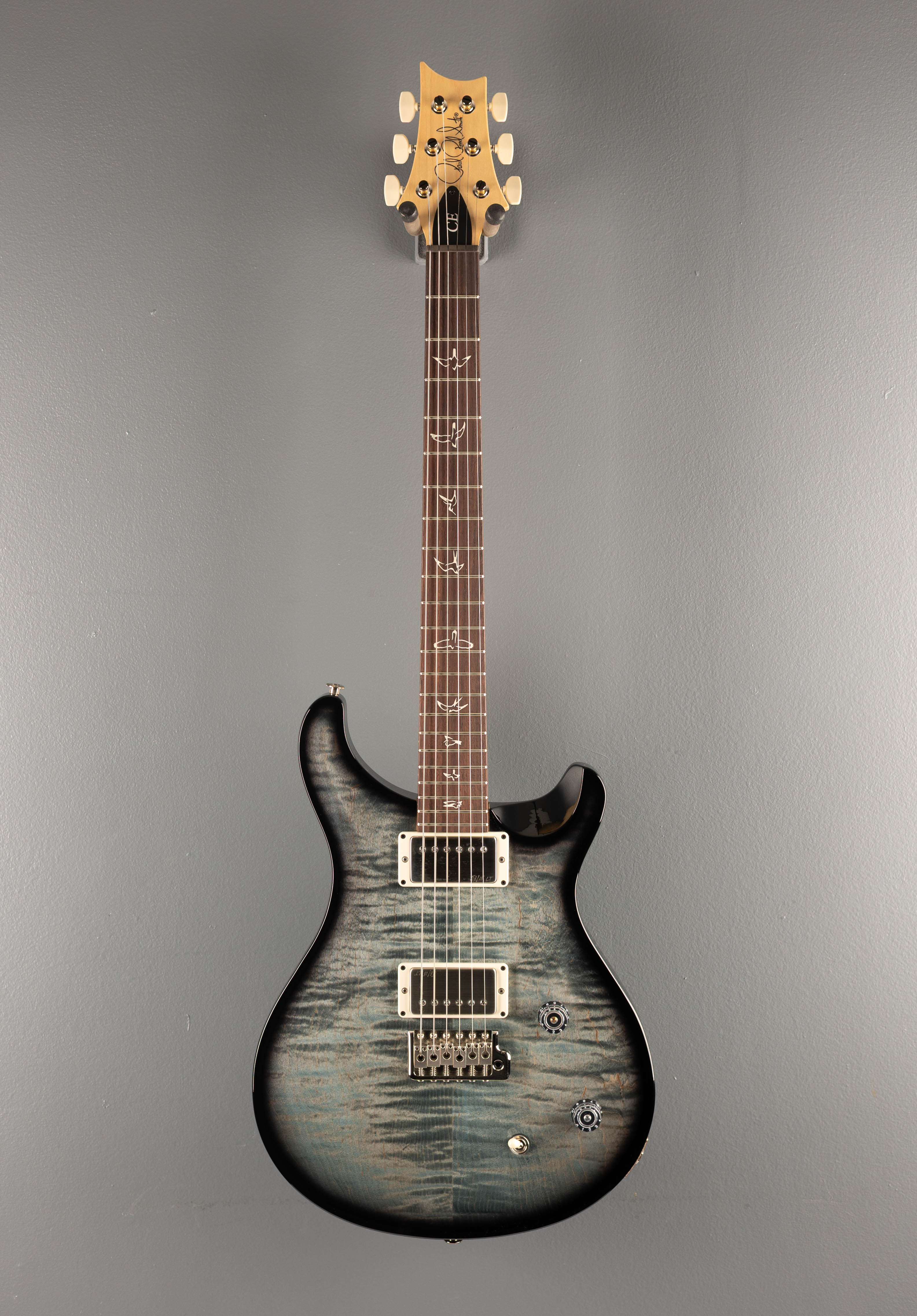 CE-22 Limited Edition - Faded Blue Smokeburst - Image 3