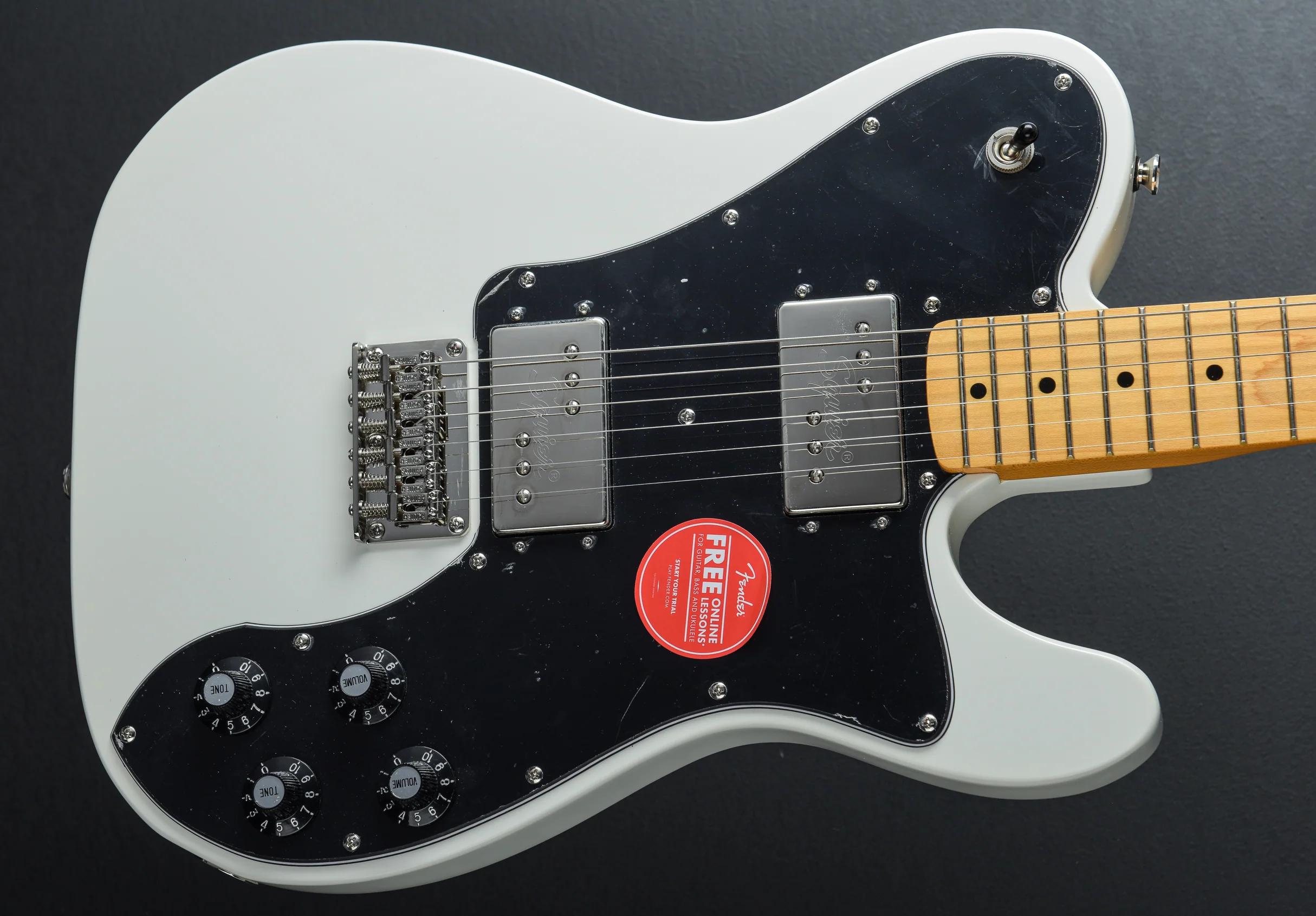 Classic Vibe 70ās Telecaster Deluxe ā Olympic White