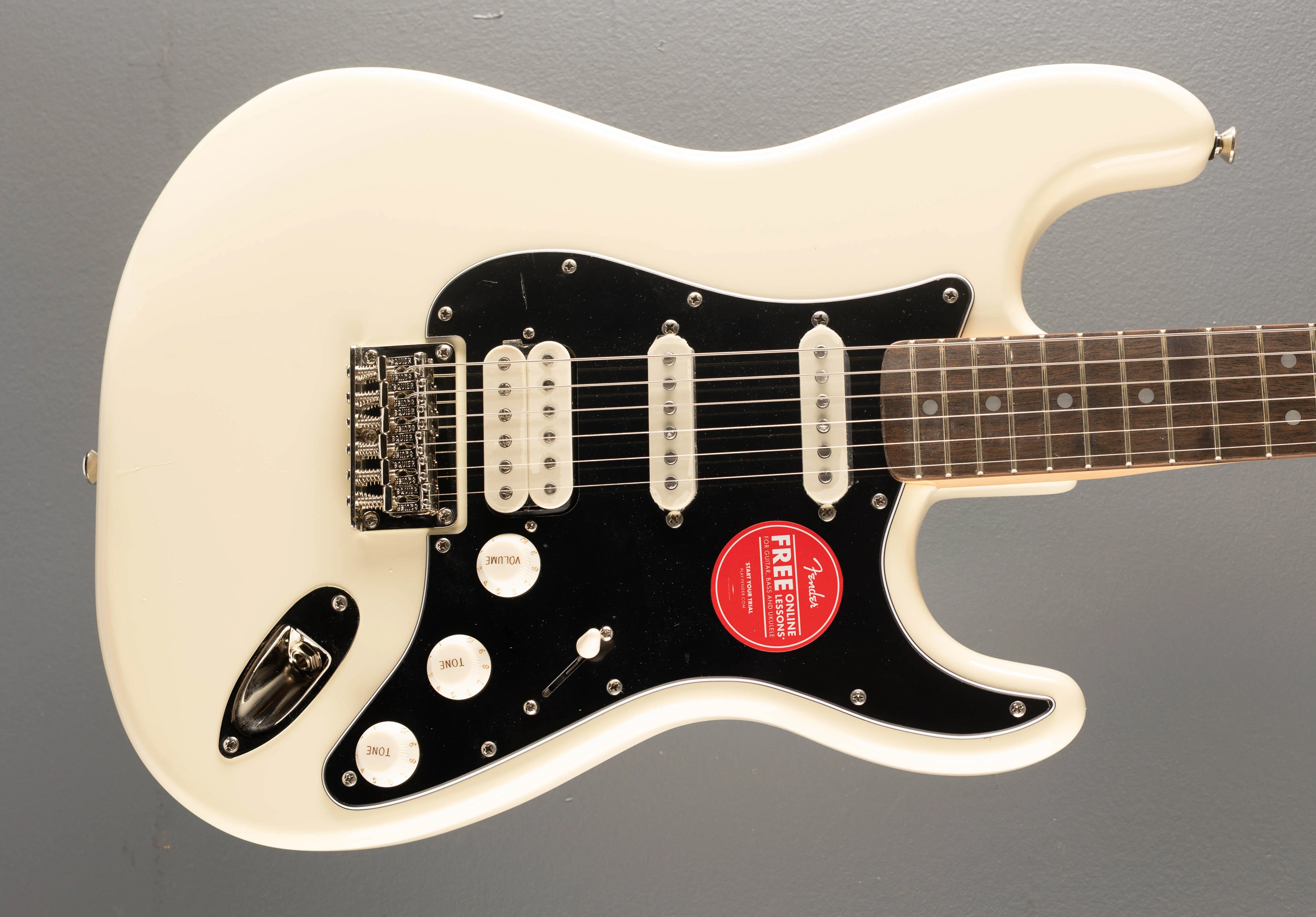 Classic Vibe 70's Stratocaster HT HSS - Olympic White w/Indian Laurel